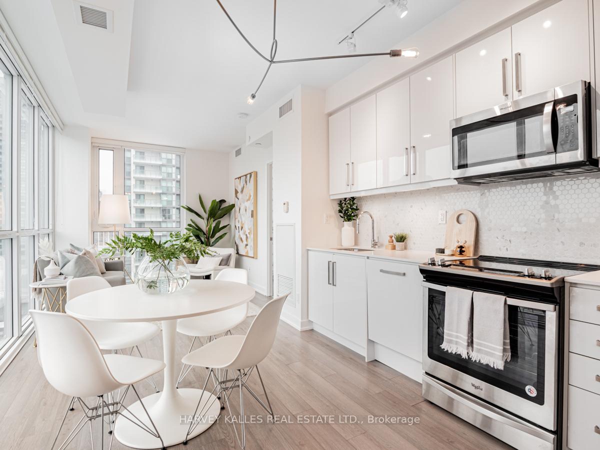 #1107 - 5180 Yonge St, Toronto, ON M2N0K5 | 2 Bedroom 2 Bathroom Condo Apt | Image 5