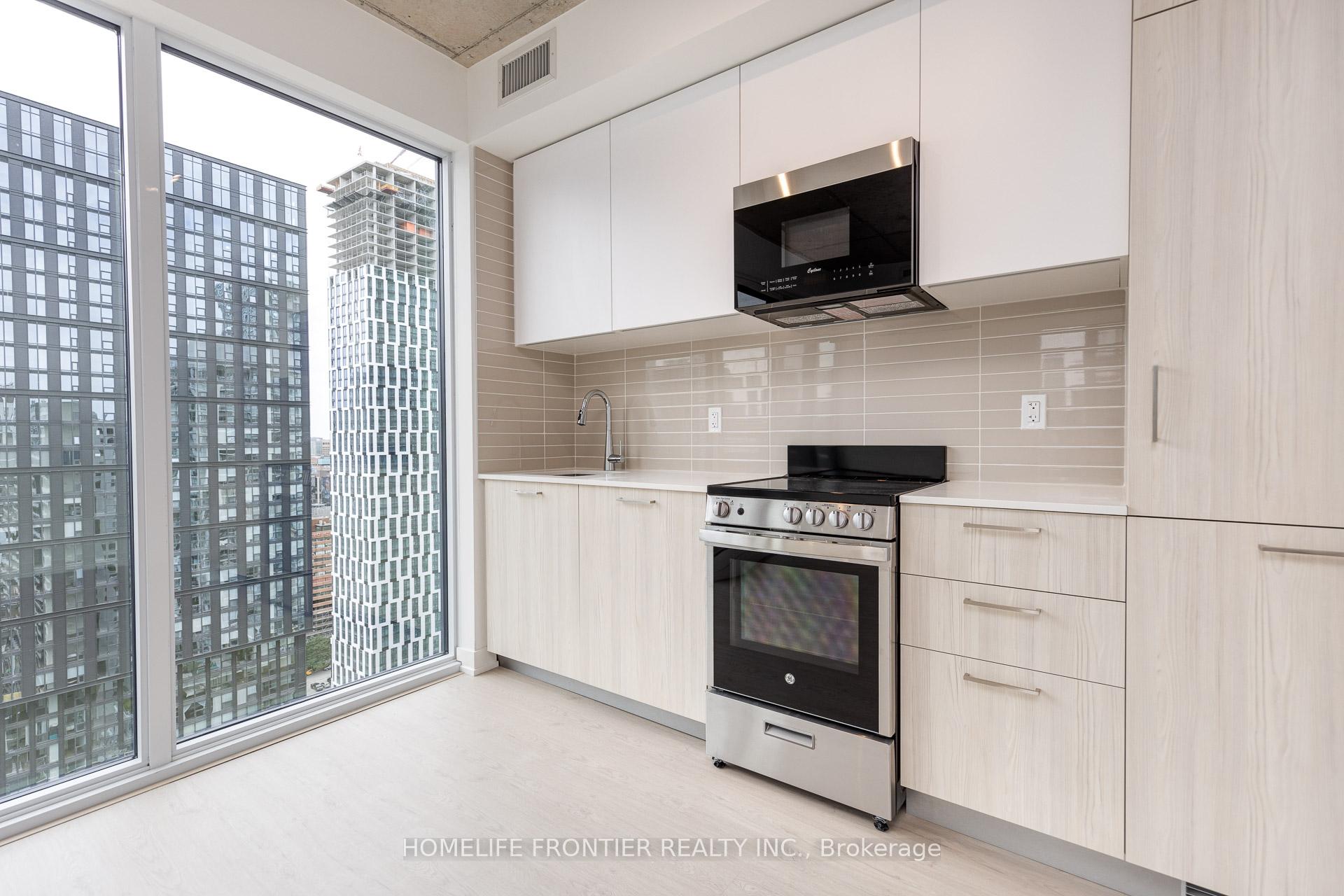 #3004 - 65 Mutual St, Toronto, ON M5B2A9 | 3 Bedroom 2 Bathroom Condo Apt | Image 9