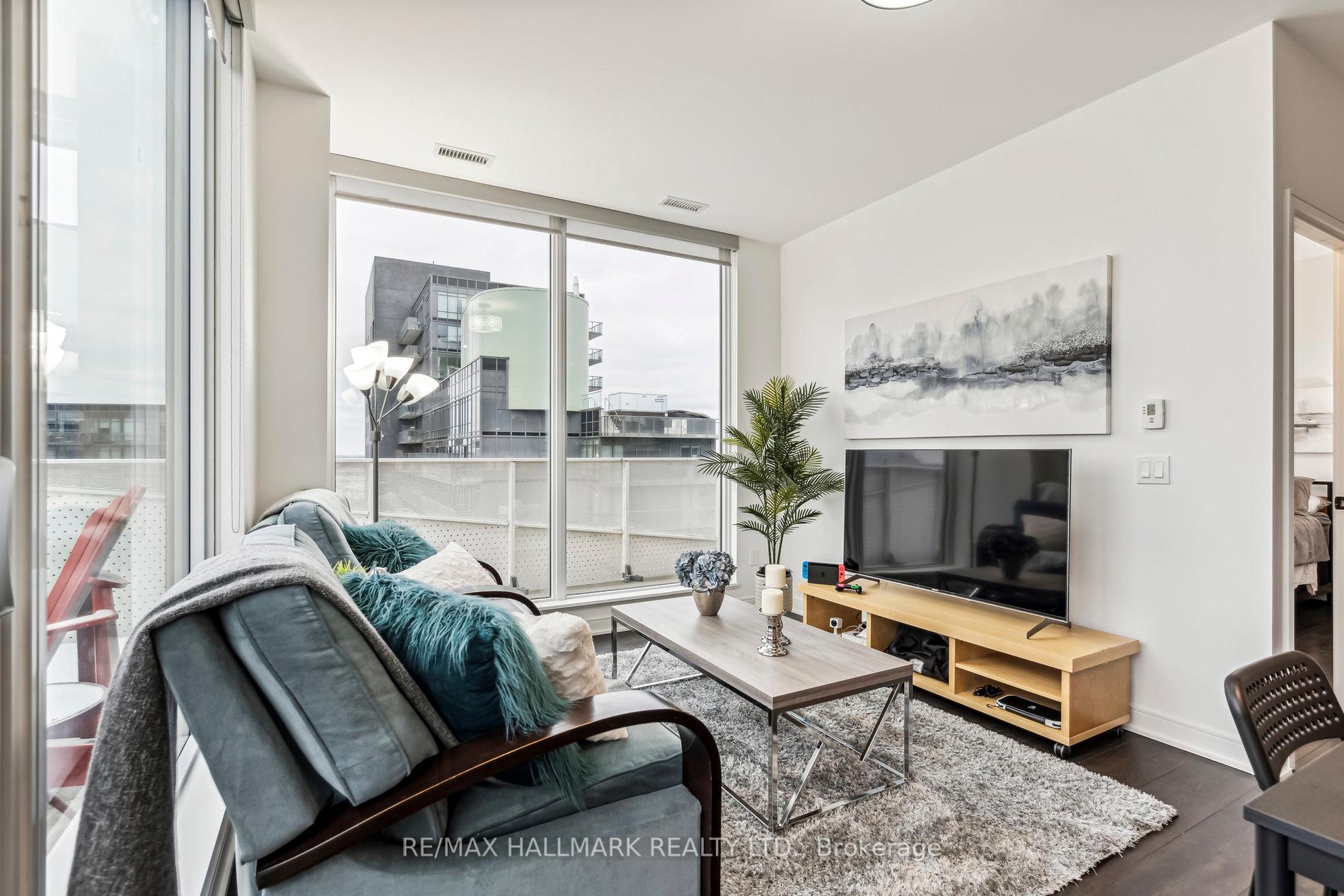 #1201 - 60 Tannery Rd, Toronto, ON M5A0S8 | 2 Bedroom 2 Bathroom Condo Apt | Image 11