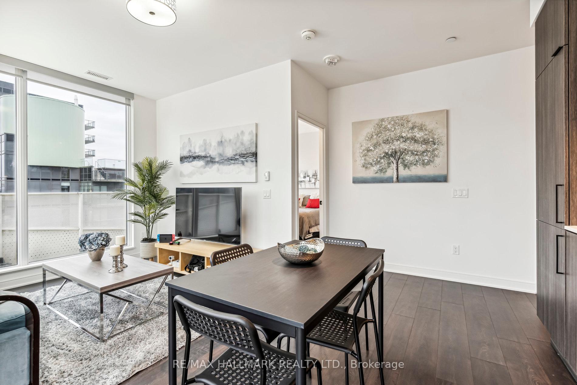 #1201 - 60 Tannery Rd, Toronto, ON M5A0S8 | 2 Bedroom 2 Bathroom Condo Apt | Image 14