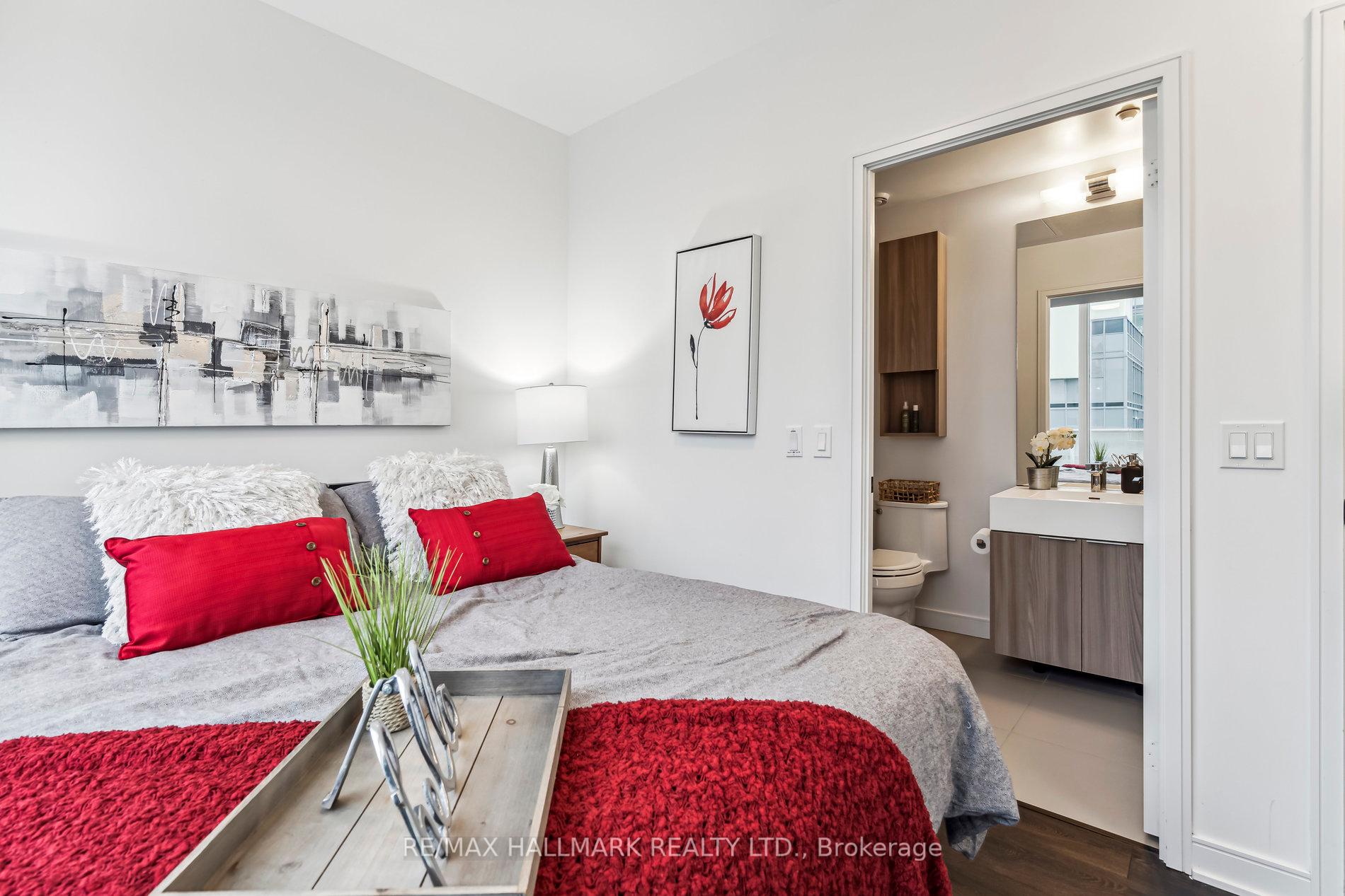 #1201 - 60 Tannery Rd, Toronto, ON M5A0S8 | 2 Bedroom 2 Bathroom Condo Apt | Image 21