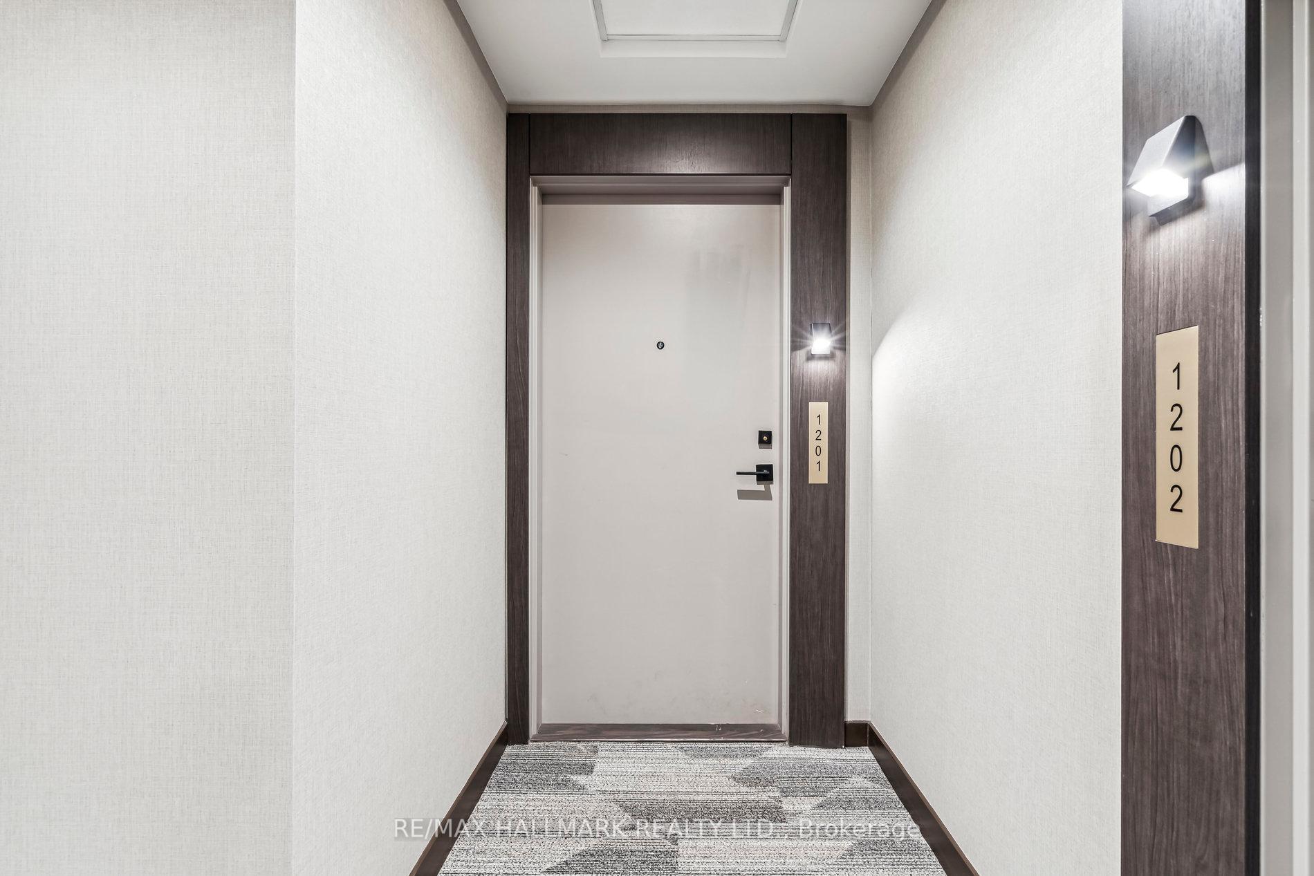 #1201 - 60 Tannery Rd, Toronto, ON M5A0S8 | 2 Bedroom 2 Bathroom Condo Apt | Image 5
