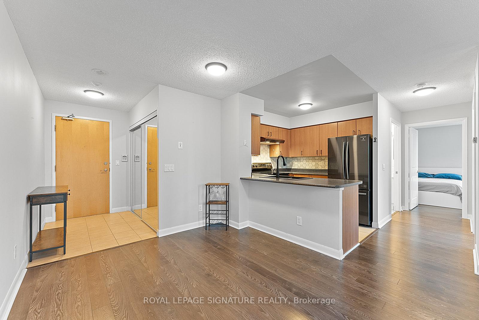 #815 - 4978 Yonge St, Toronto, ON M2N7G8 | 2 Bedroom 1 Bathroom Condo Apt | Image 6