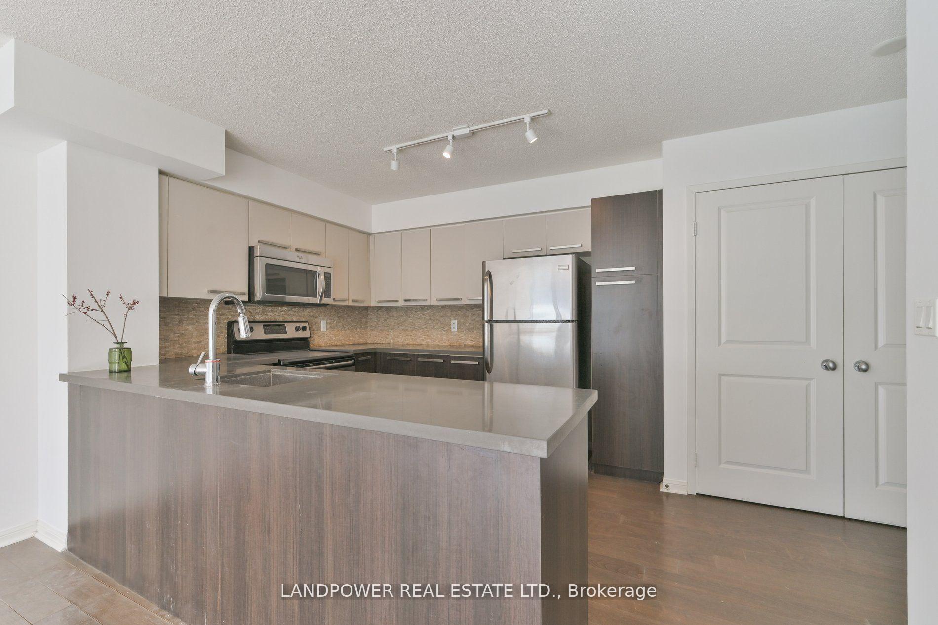 #1105 - 11 St Joseph St, Toronto, ON M4Y1J8 | 1 Bedroom 1 Bathroom Condo Apt | Image 7