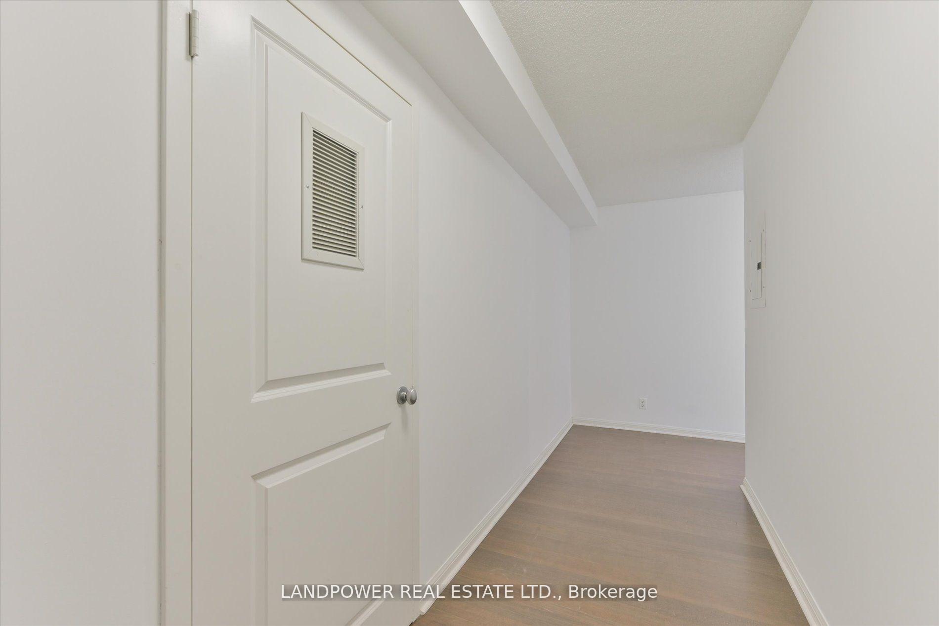 #1105 - 11 St Joseph St, Toronto, ON M4Y1J8 | 1 Bedroom 1 Bathroom Condo Apt | Image 9