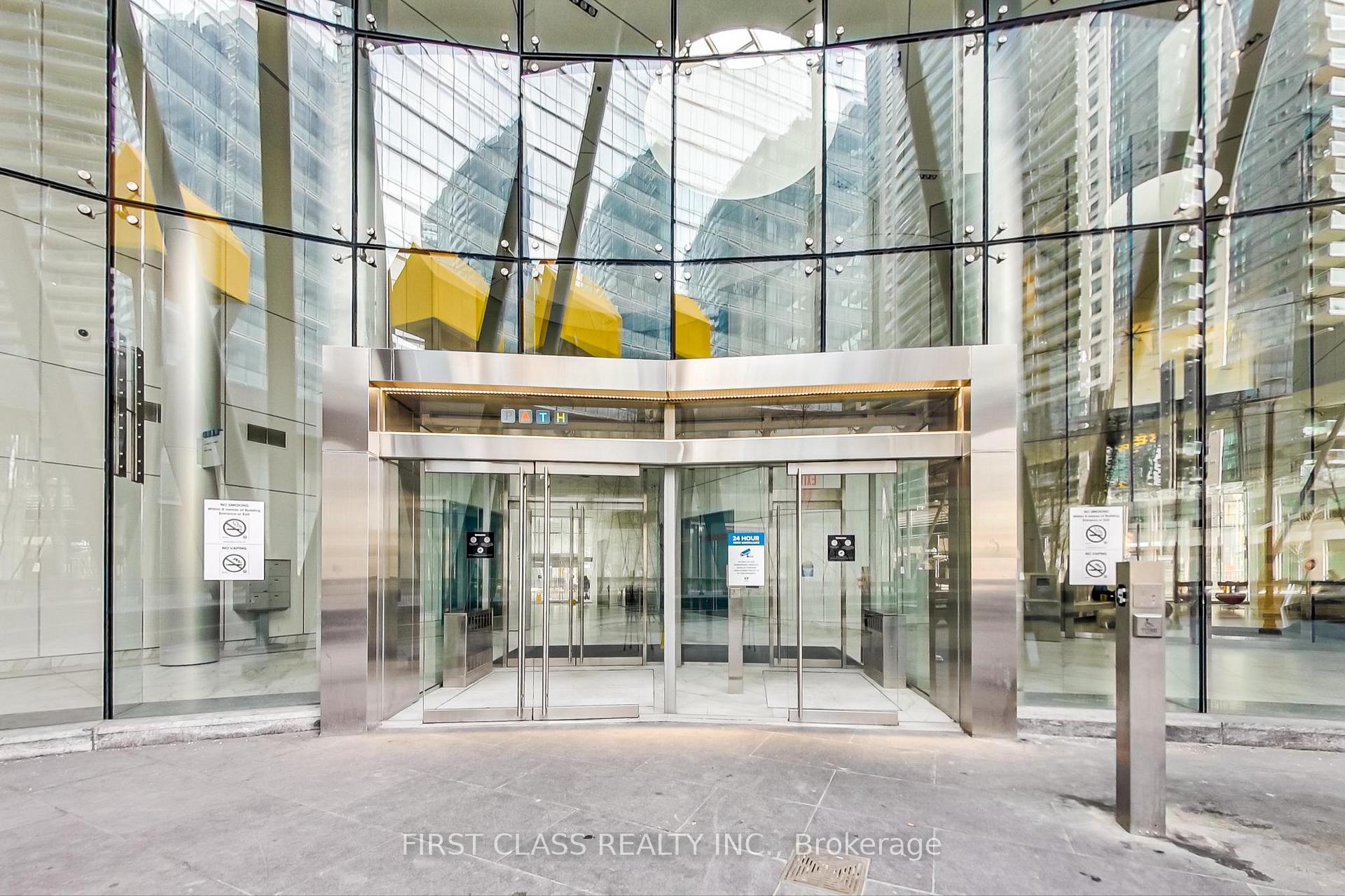 #2003 - 12 York St, Toronto, ON M5J0A9 | 1 Bedroom 1 Bathroom Condo Apt | Image 25