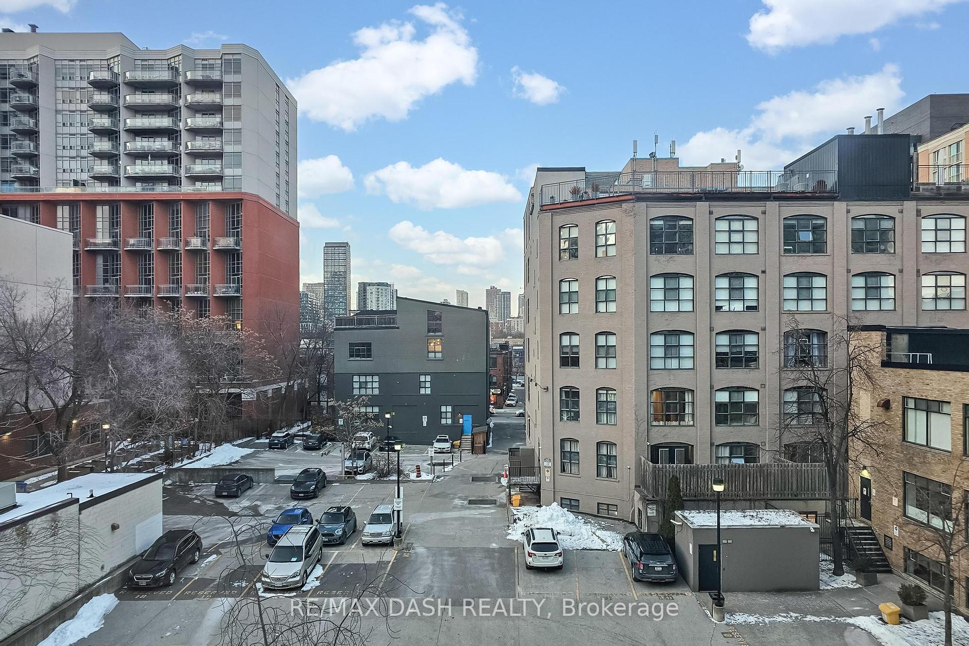 #501 - 330 Adelaide St E, Toronto, ON M5A4S9 | 2 Bedroom 2 Bathroom Condo Apt | Image 10