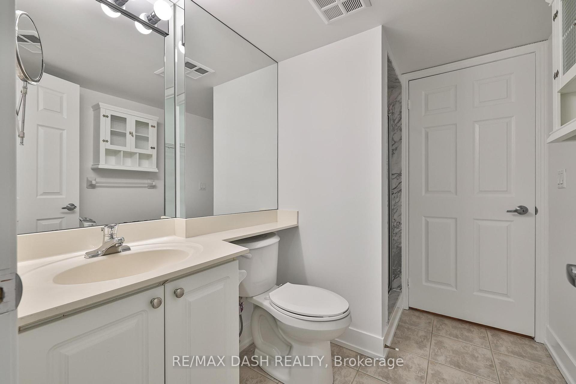 #501 - 330 Adelaide St E, Toronto, ON M5A4S9 | 2 Bedroom 2 Bathroom Condo Apt | Image 21