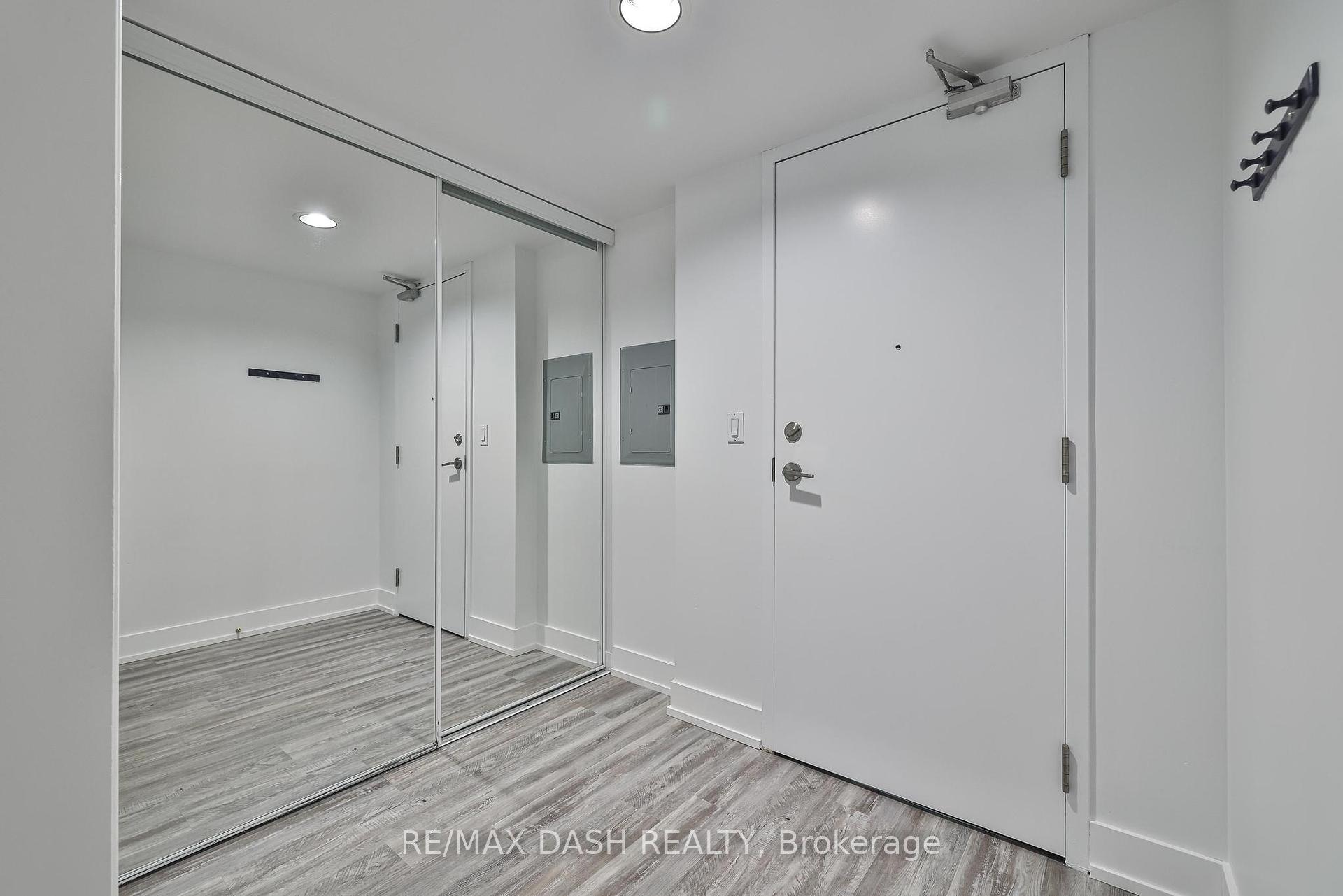 #501 - 330 Adelaide St E, Toronto, ON M5A4S9 | 2 Bedroom 2 Bathroom Condo Apt | Image 33