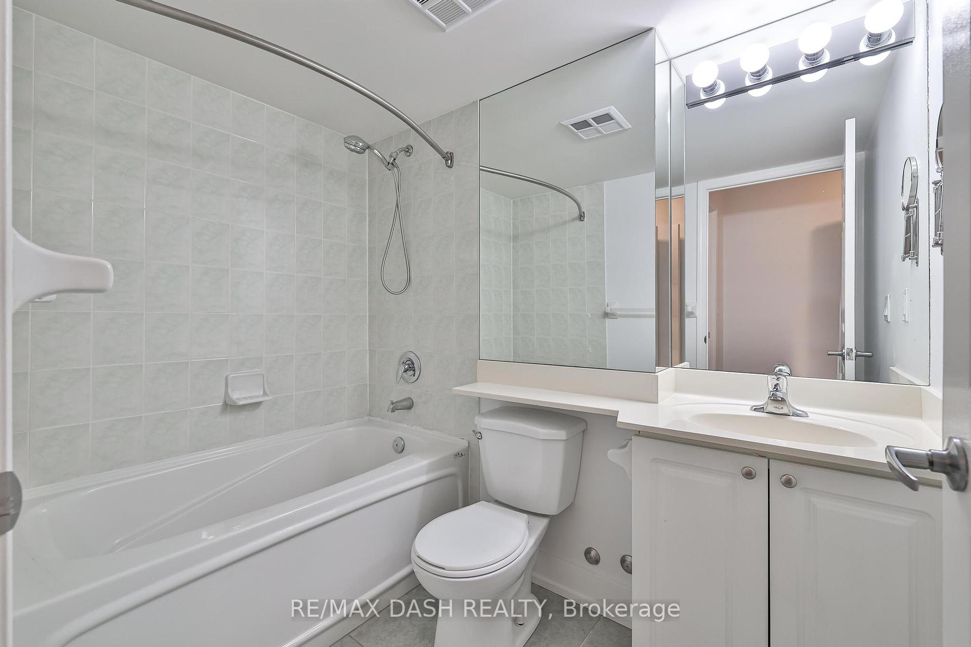 #501 - 330 Adelaide St E, Toronto, ON M5A4S9 | 2 Bedroom 2 Bathroom Condo Apt | Image 34