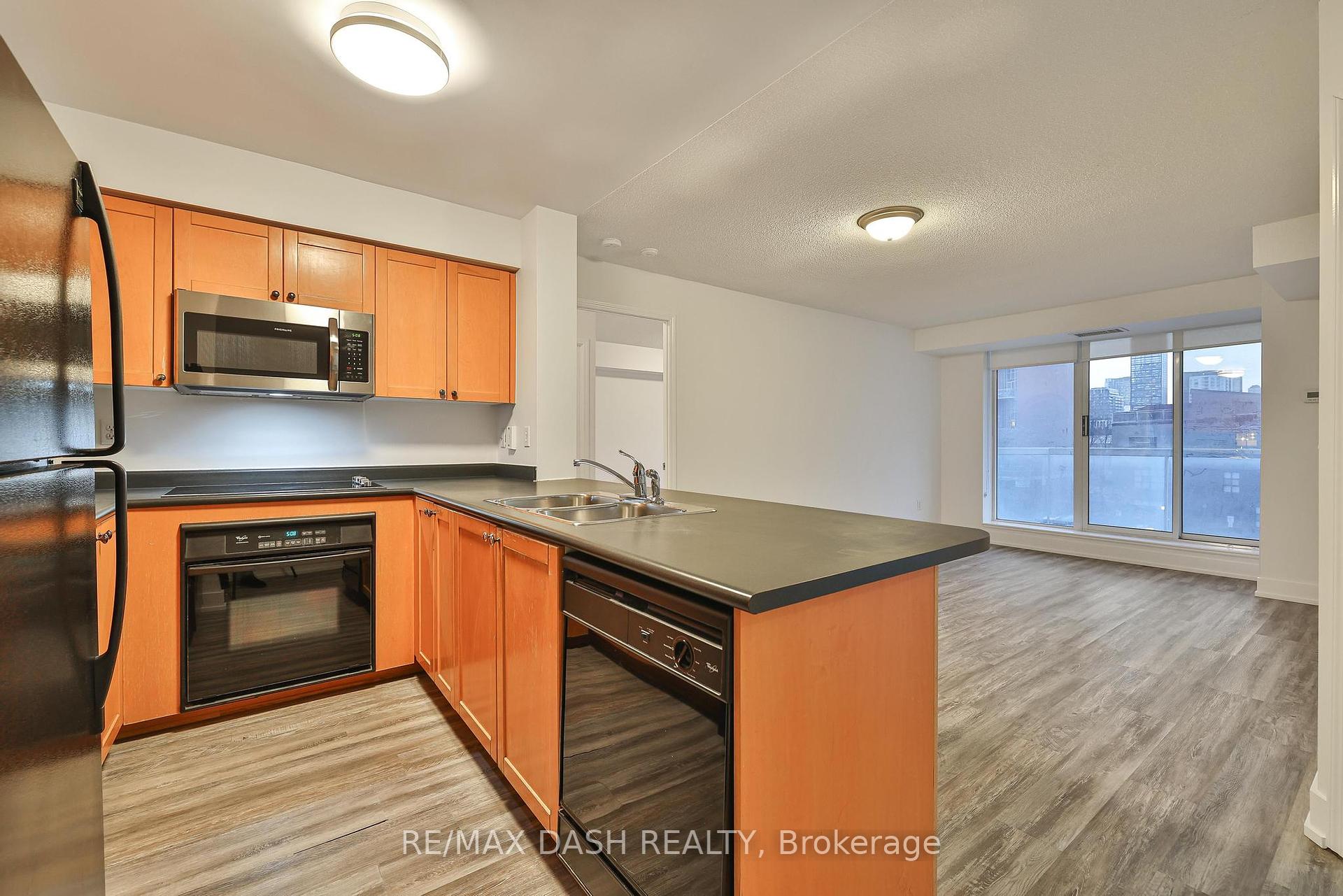 #501 - 330 Adelaide St E, Toronto, ON M5A4S9 | 2 Bedroom 2 Bathroom Condo Apt | Image 7