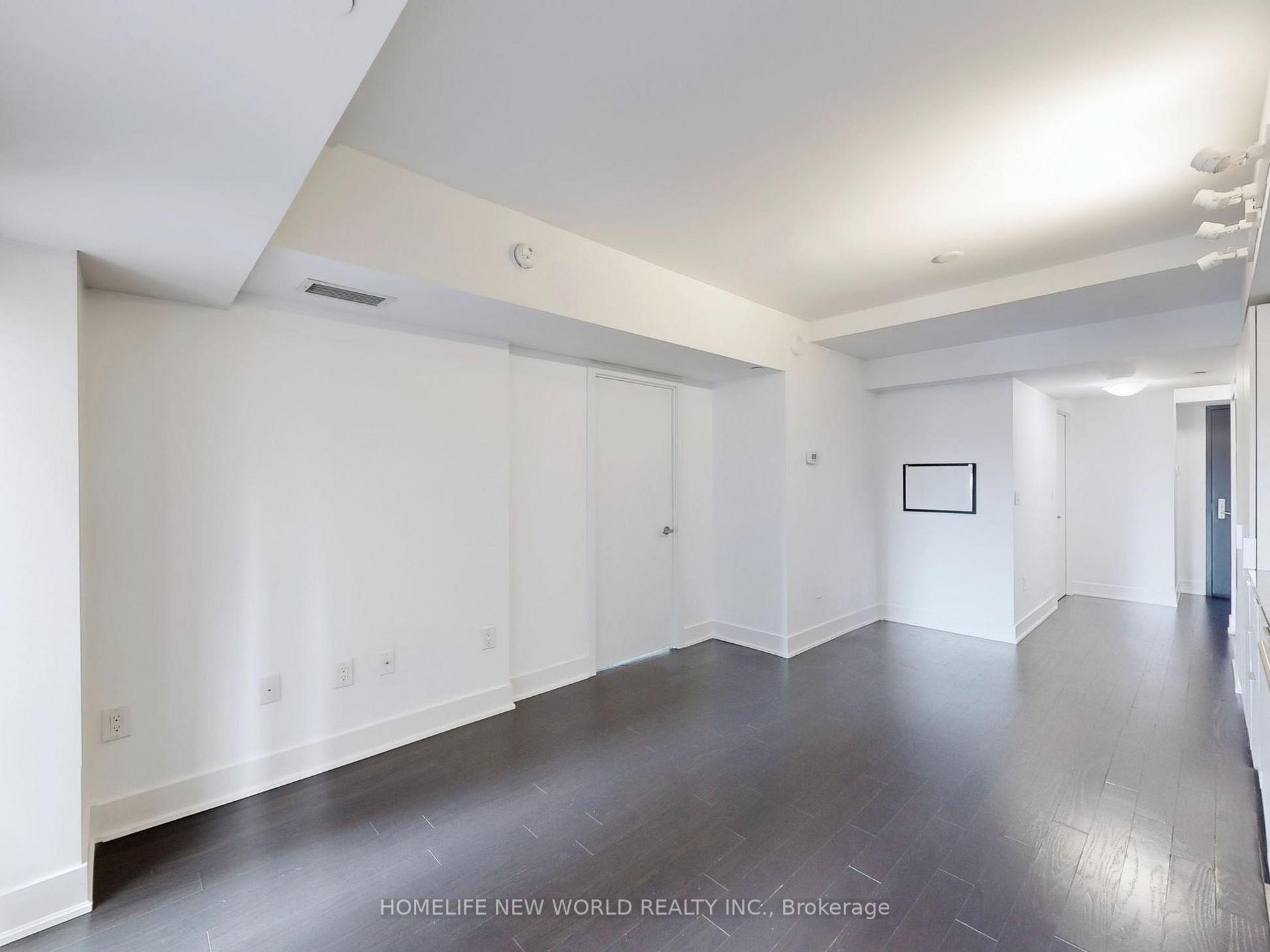 #723 - 955 Bay St, Toronto, ON M5S2A2 | 1 Bedroom 1 Bathroom Condo Apt | Image 9