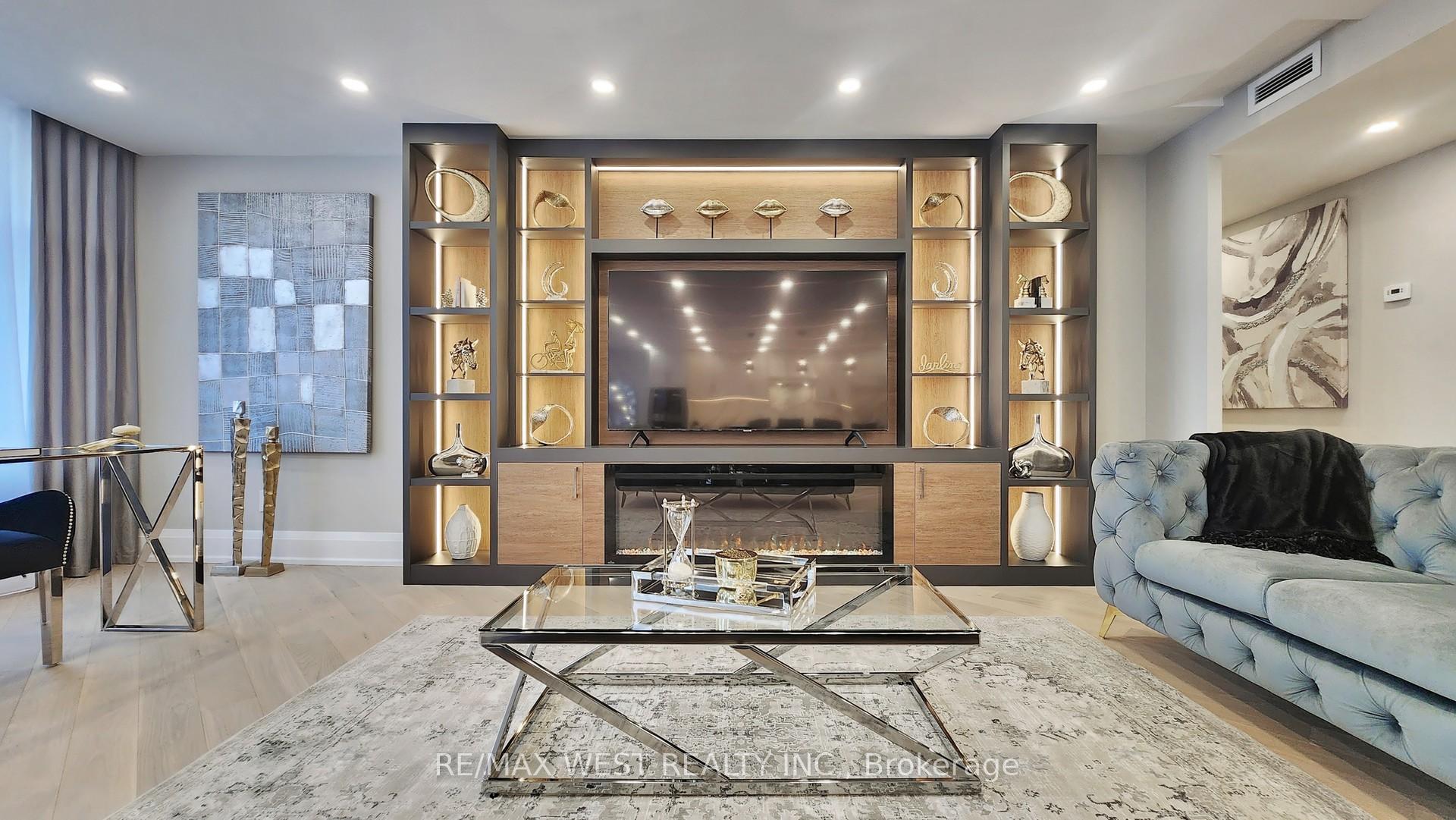 #1403 - 900 Yonge St, Toronto, ON M4W3P5 | 2 Bedroom 2 Bathroom Condo Apt | Image 8