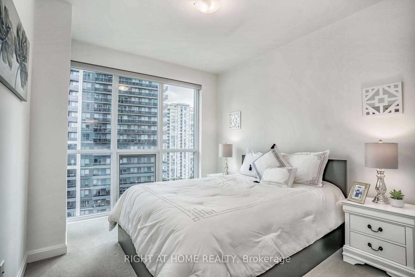 #808 - 9 Bogert Ave, Toronto, ON M2N0H3 | 2 Bedroom 2 Bathroom Condo Apt | Image 15