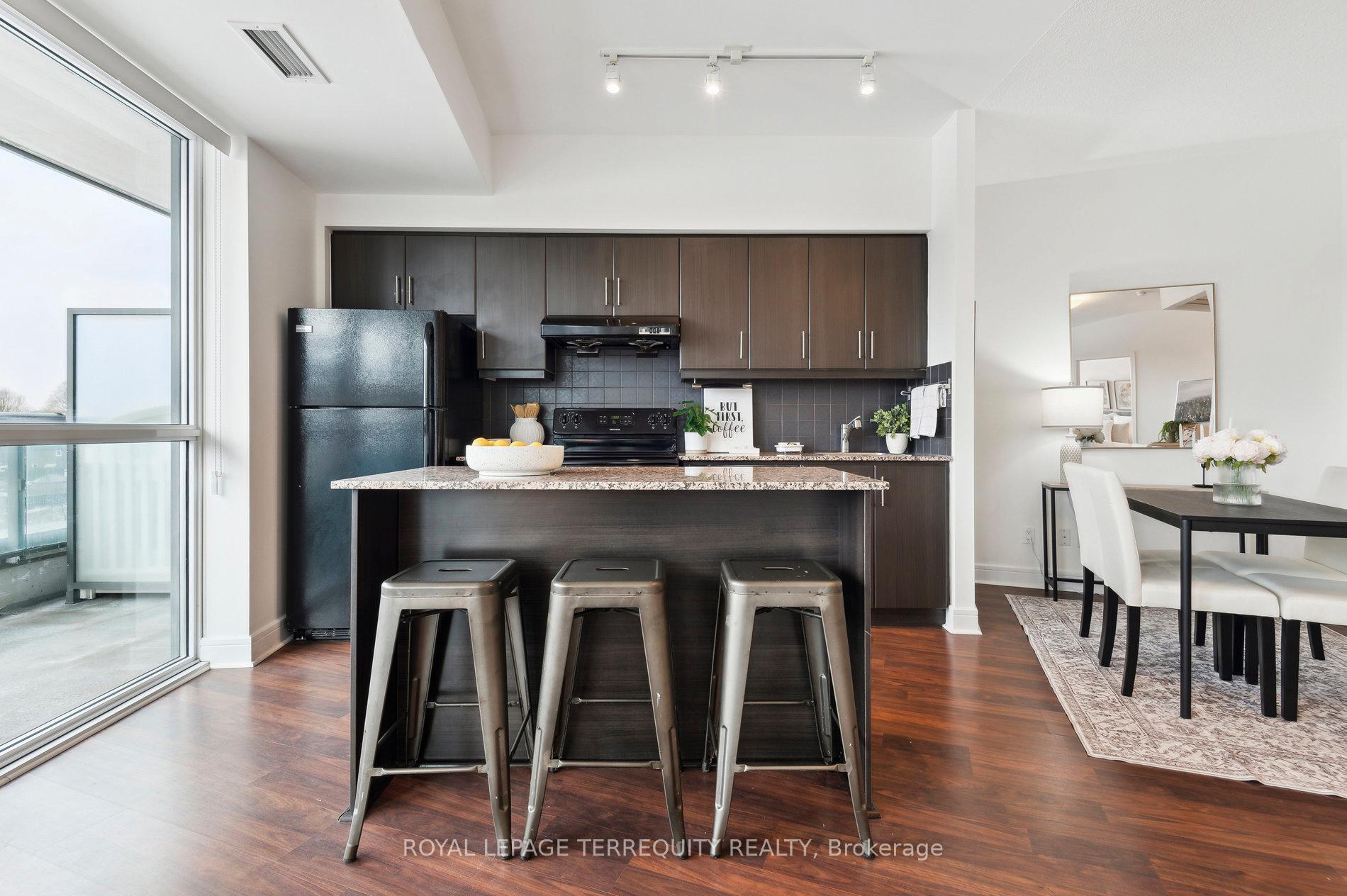 #321 - 35 Brian Peck Cres, Toronto, ON M4G0A5 | 2 Bedroom 2 Bathroom Condo Apt | Image 6