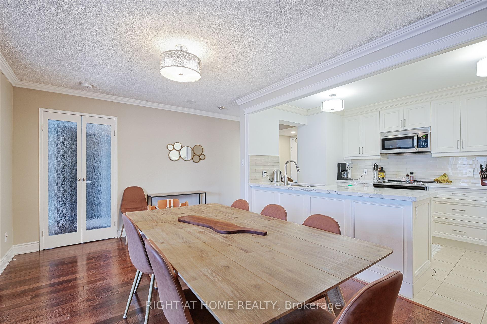 #1615 - 633 Bay St, Toronto, ON M5G2G4 | 1 Bedroom 2 Bathroom Condo Apt | Image 8