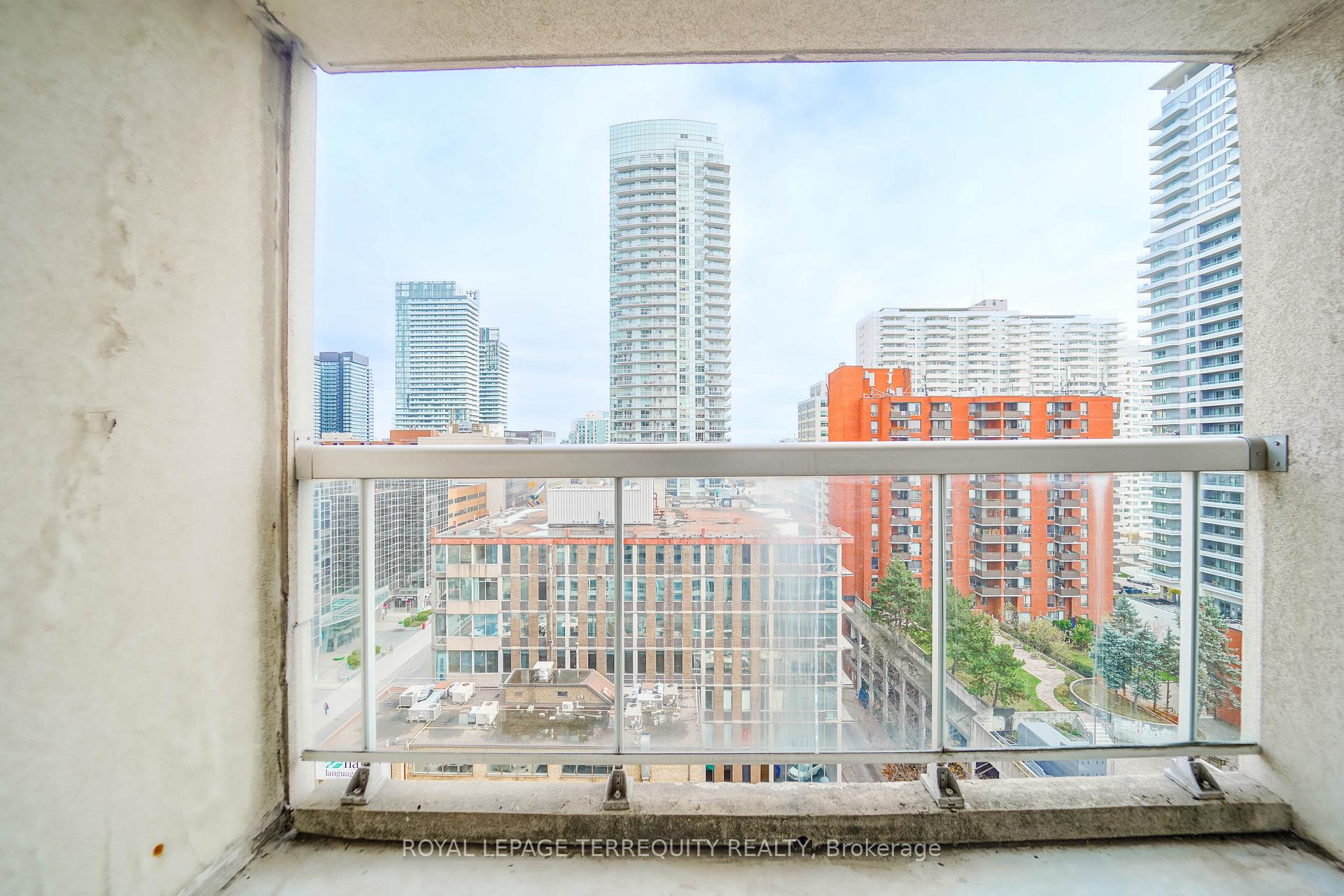 #1708 - 43 Eglinton Ave E, Toronto, ON M4P1A2 | 1 Bedroom 1 Bathroom Condo Apt | Image 12