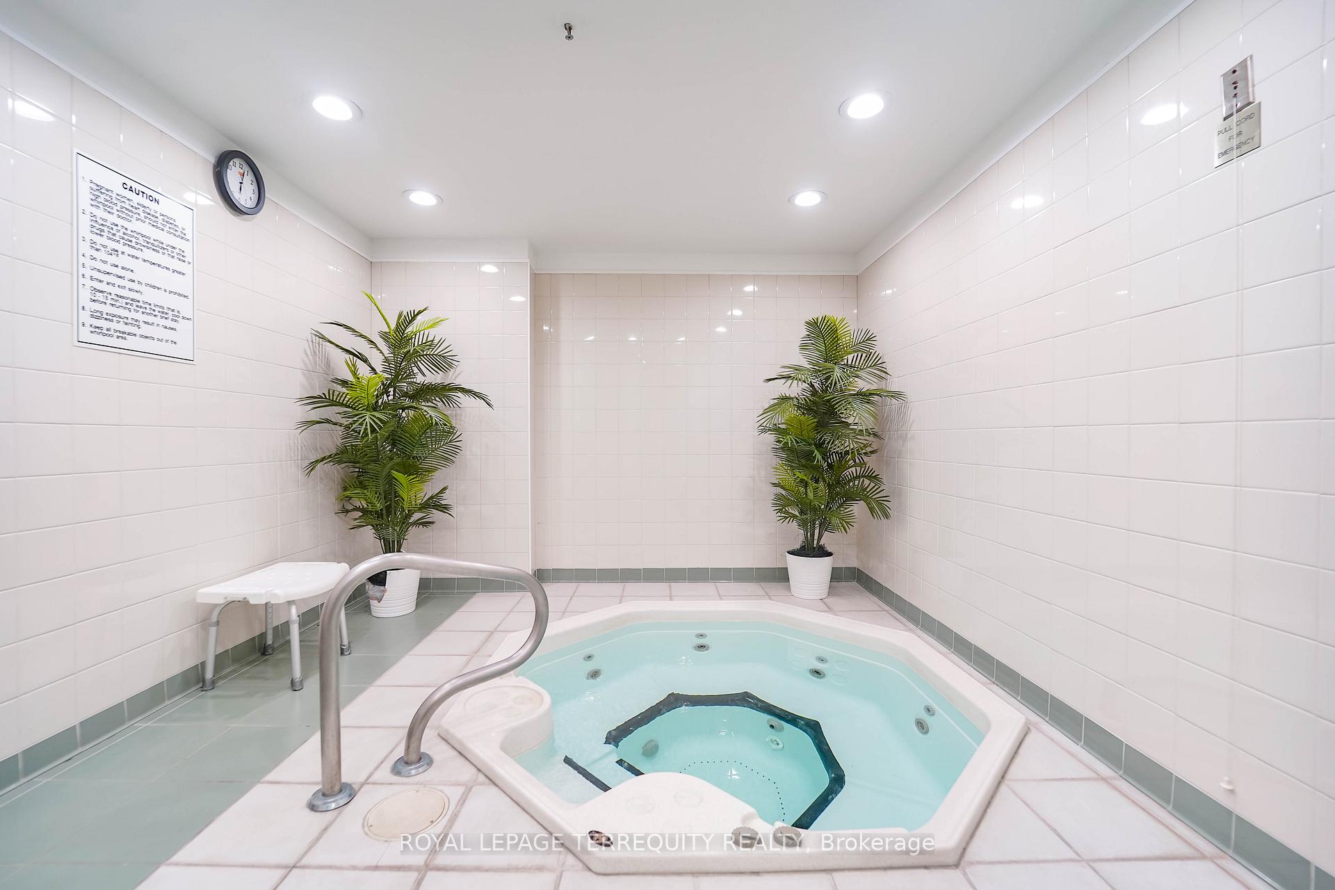 #1708 - 43 Eglinton Ave E, Toronto, ON M4P1A2 | 1 Bedroom 1 Bathroom Condo Apt | Image 21