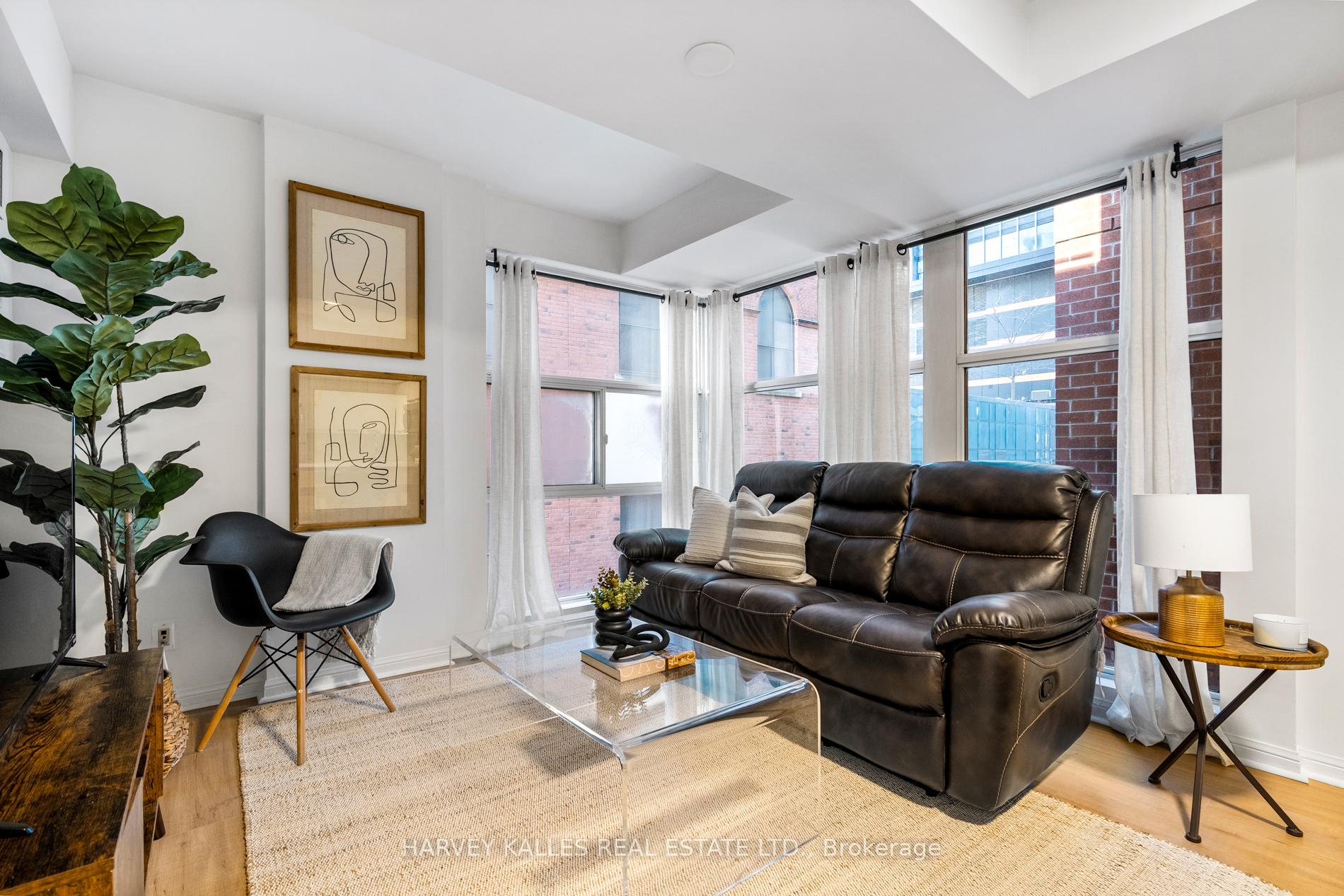 #618 - 11 St Joseph St, Toronto, ON M4Y3G4 | 1 Bedroom 1 Bathroom Condo Apt | Image 10
