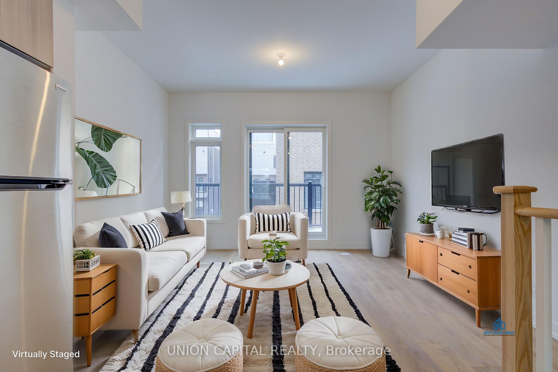 23 CASE OOTES Dr, Toronto, ON M4A0A9 | 4 Bedroom 4 Bathroom Condo Townhouse | Image 8