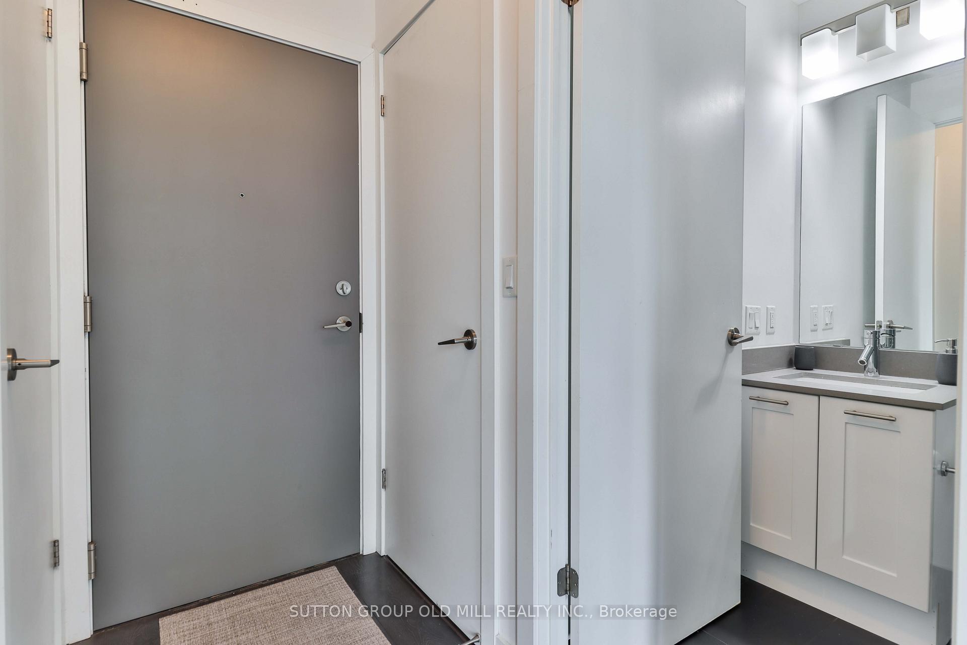 #517 - 169 Fort York Blvd, Toronto, ON M5V0C8 | 1 Bedroom 1 Bathroom Condo Apt | Image 10