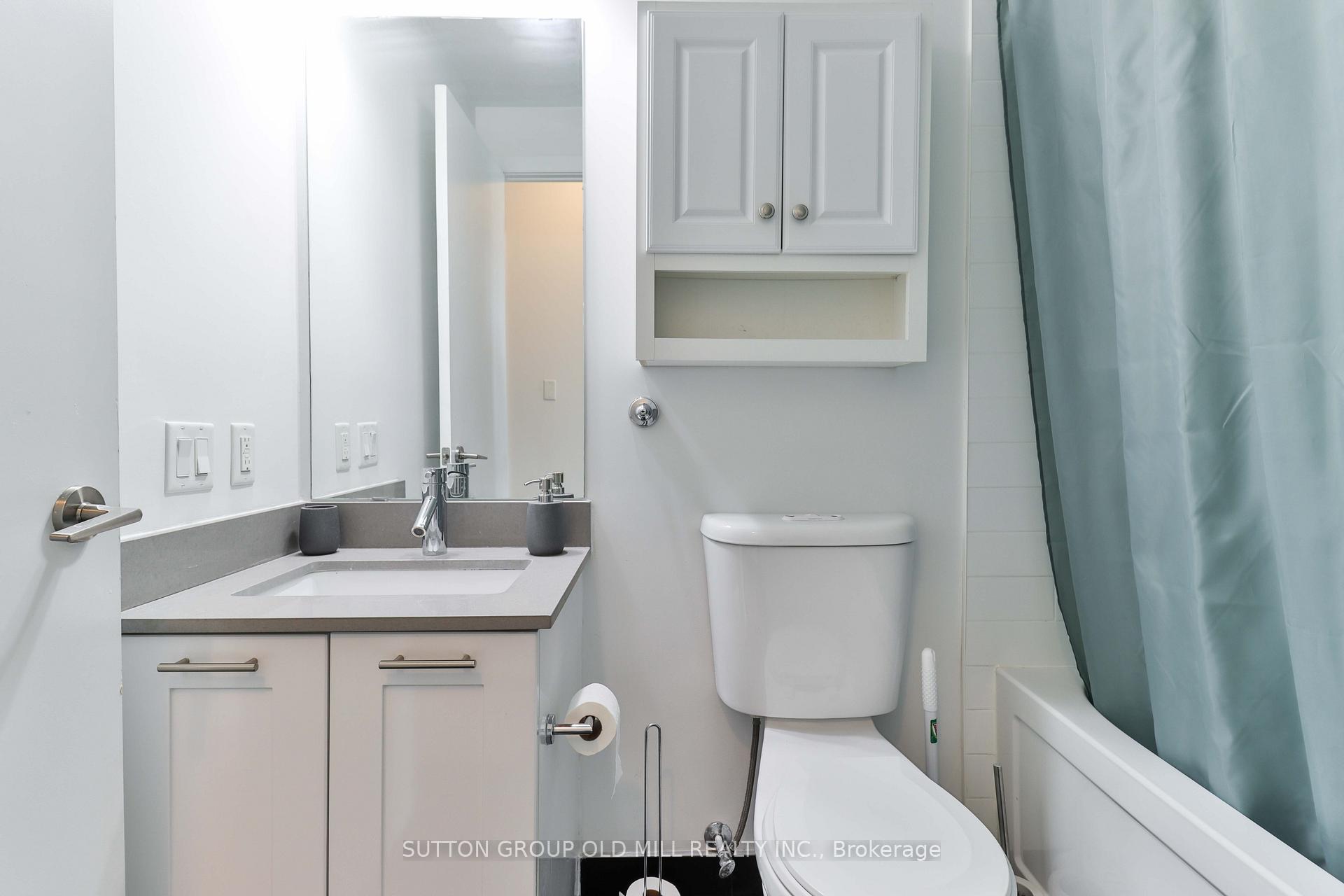 #517 - 169 Fort York Blvd, Toronto, ON M5V0C8 | 1 Bedroom 1 Bathroom Condo Apt | Image 11