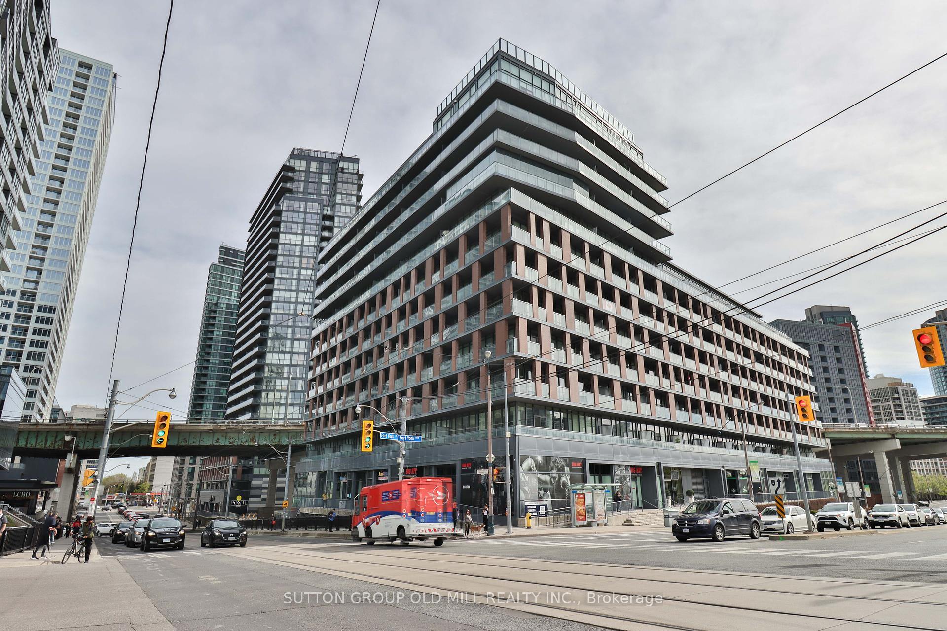 #517 - 169 Fort York Blvd, Toronto, ON M5V0C8 | 1 Bedroom 1 Bathroom Condo Apt | Image 23