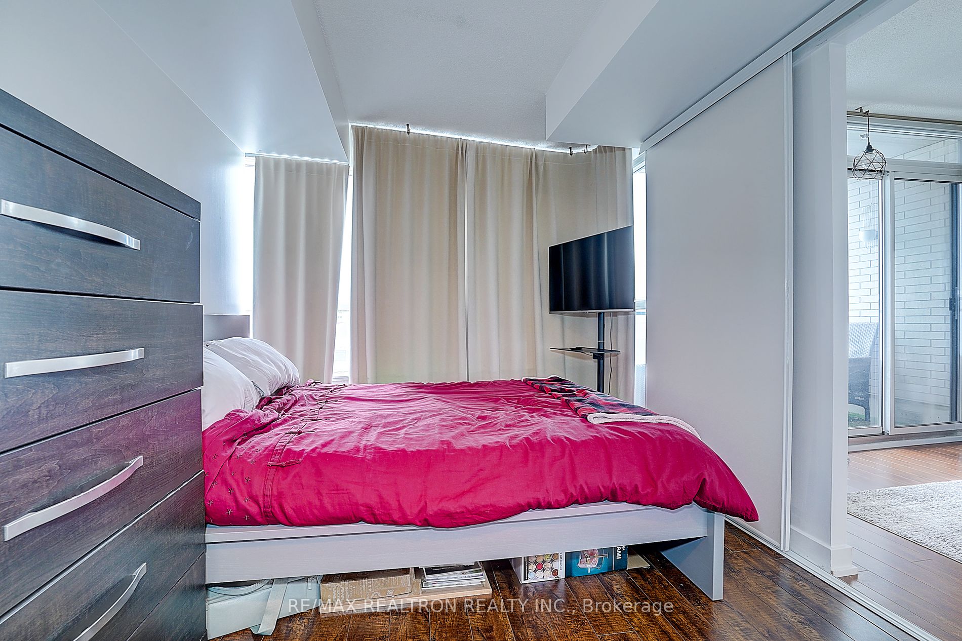 #502 - 8 Telegram Mews, Toronto, ON M5V3Z5 | 1 Bedroom 1 Bathroom Condo Apt | Image 28