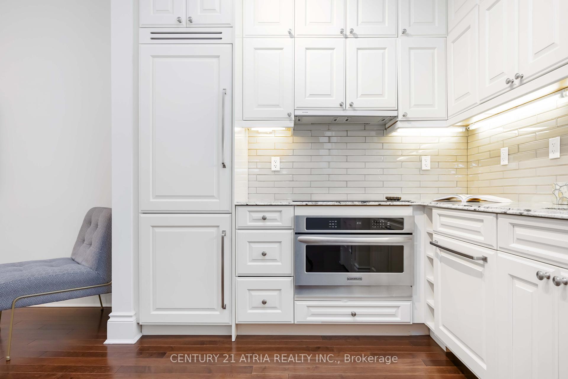 #328 - 22 Leader Lane, Toronto, ON M5E0B2 | 1 Bedroom 1 Bathroom Condo Apt | Image 8