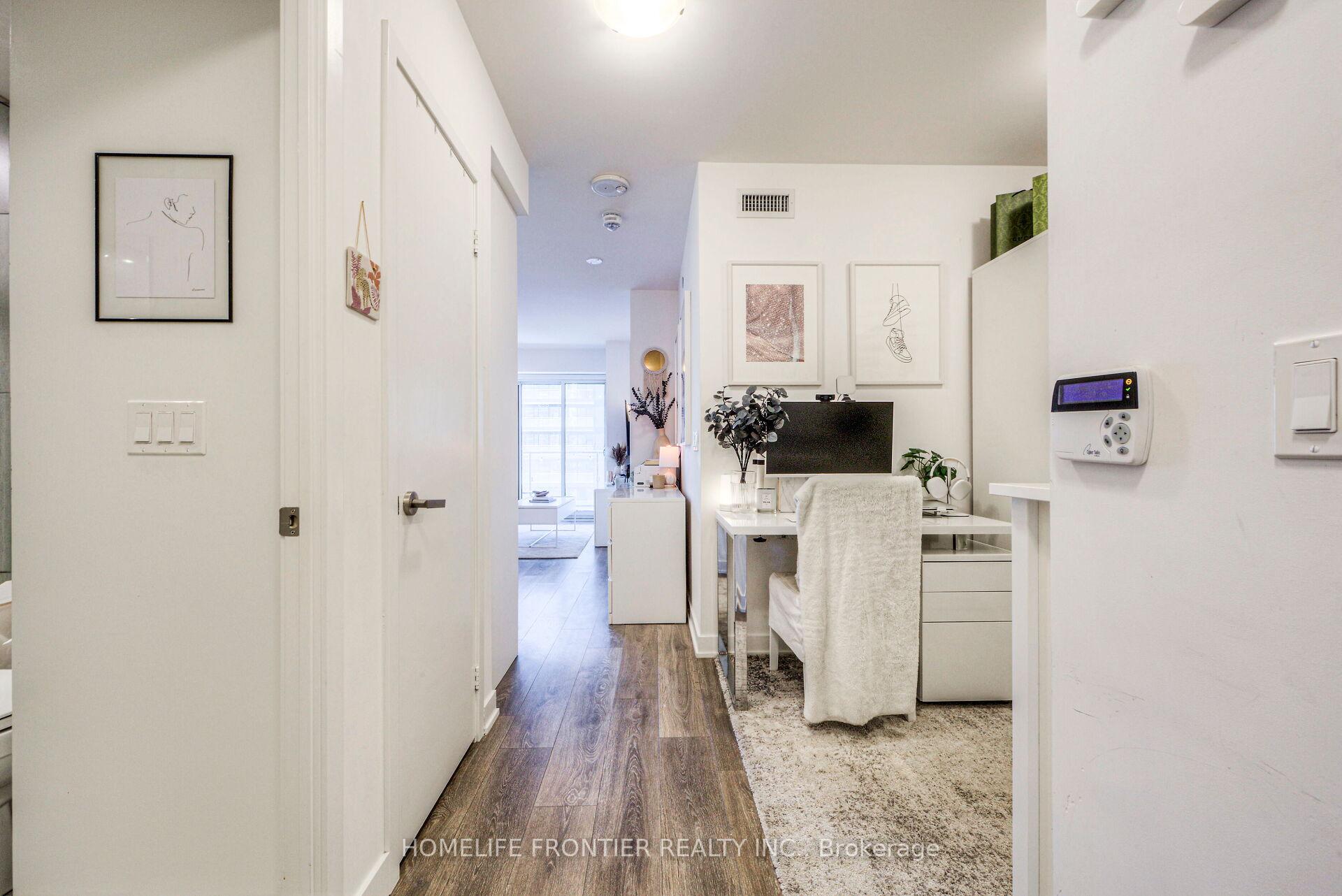 #1411 - 99 Broadway Ave, Toronto, ON M4P0E3 | 1 Bedroom 2 Bathroom Condo Apt | Image 3