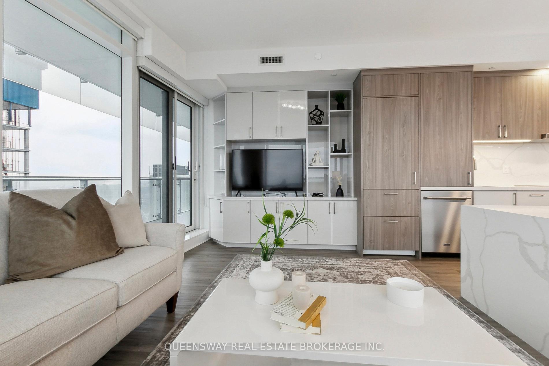 #6706 - 1 Bloor St, Toronto, ON M4W1A9 | 2 Bedroom 3 Bathroom Condo Apt | Image 10