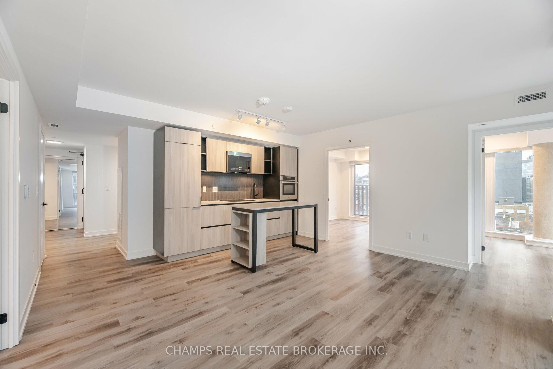 2 Augusta Ave, Toronto, ON M5V0T3 | 3 Bedroom 2 Bathroom Condo Apt | Image 10