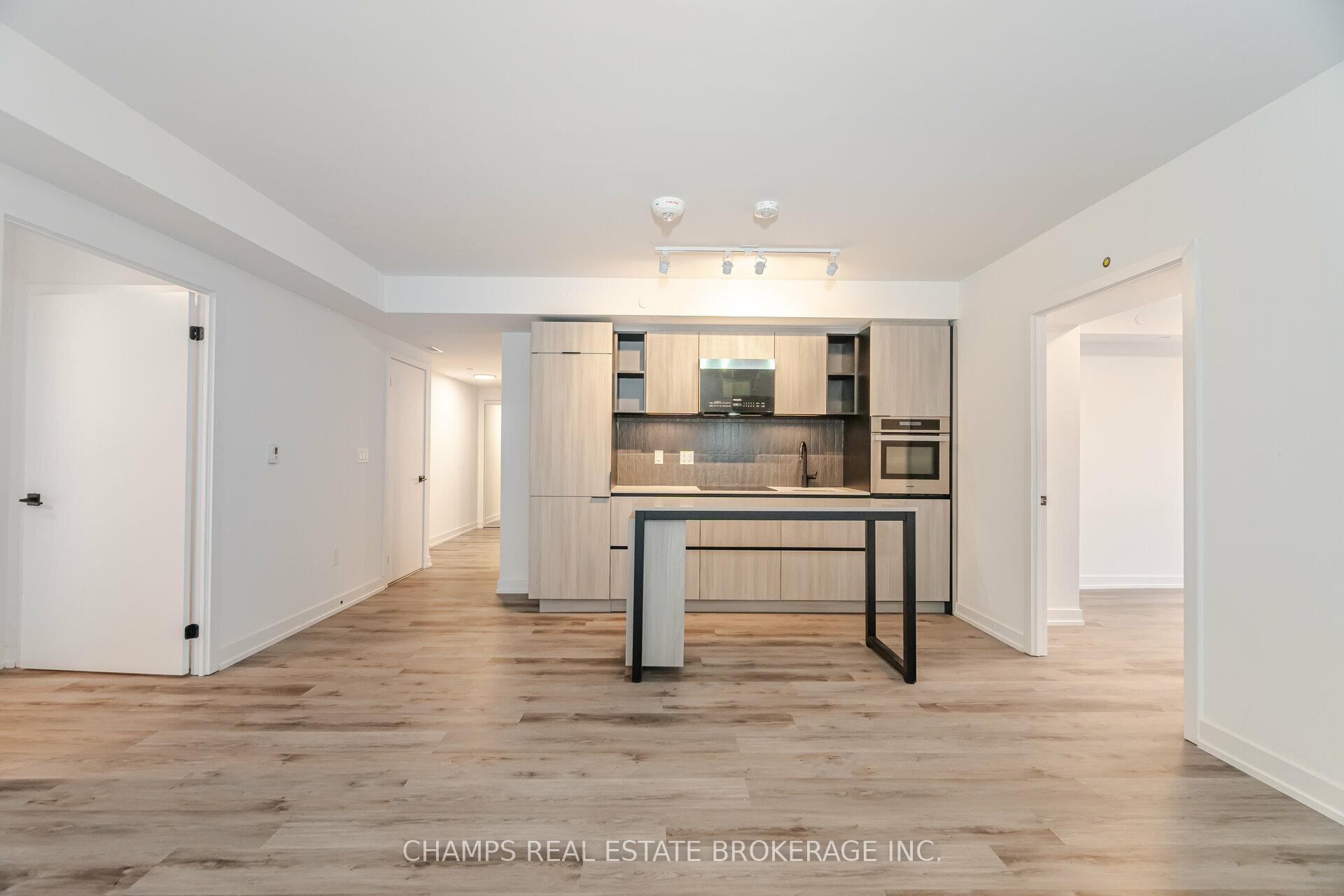 2 Augusta Ave, Toronto, ON M5V0T3 | 3 Bedroom 2 Bathroom Condo Apt | Image 11