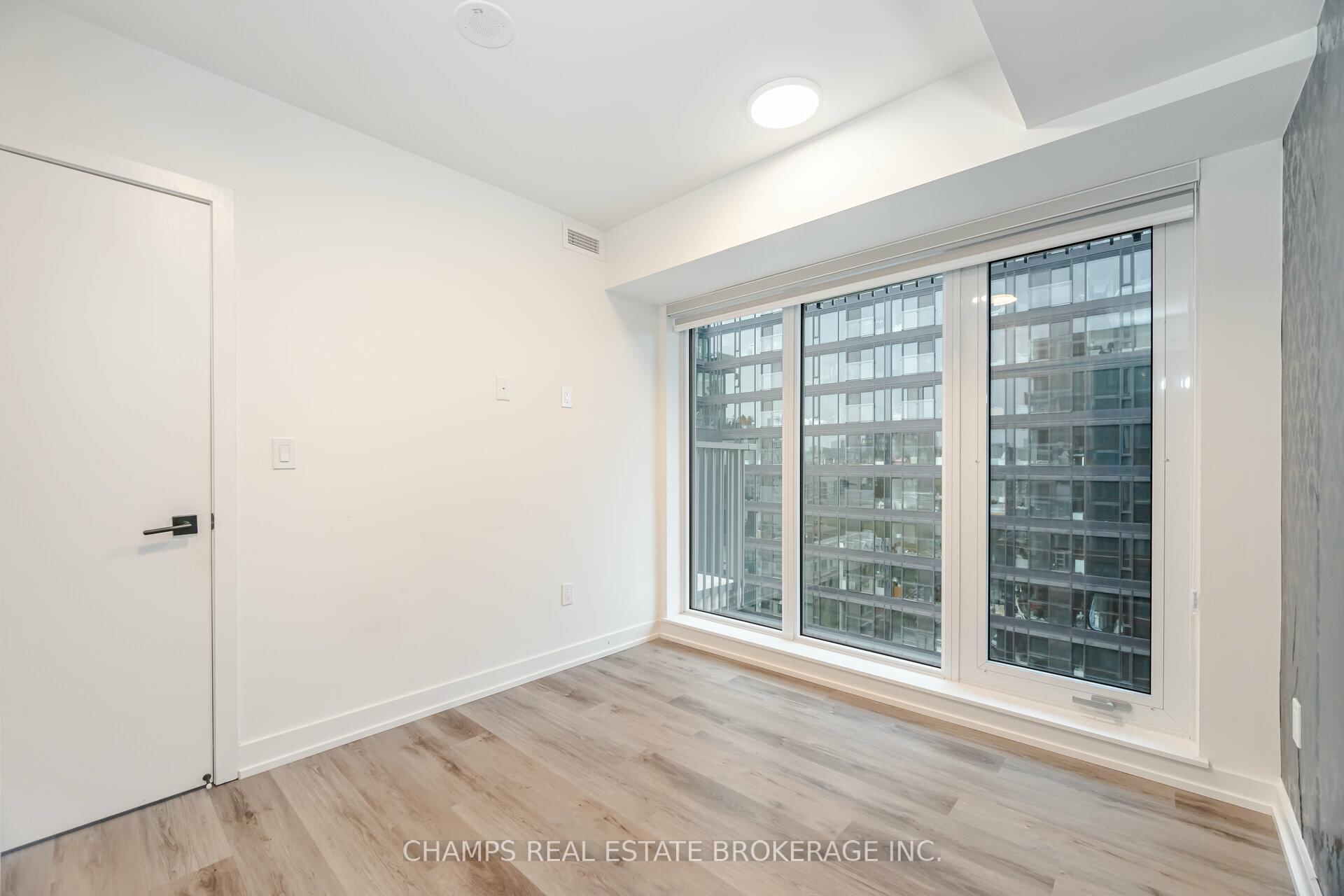 2 Augusta Ave, Toronto, ON M5V0T3 | 3 Bedroom 2 Bathroom Condo Apt | Image 14