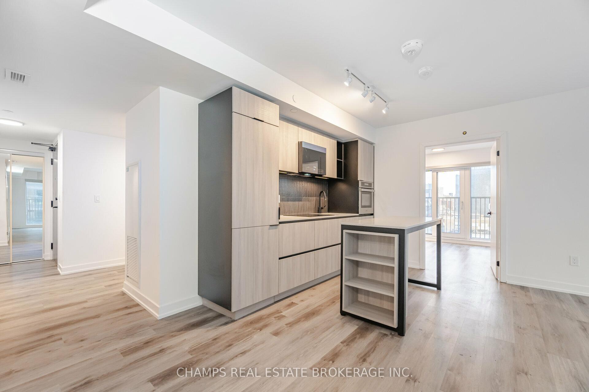 2 Augusta Ave, Toronto, ON M5V0T3 | 3 Bedroom 2 Bathroom Condo Apt | Image 5