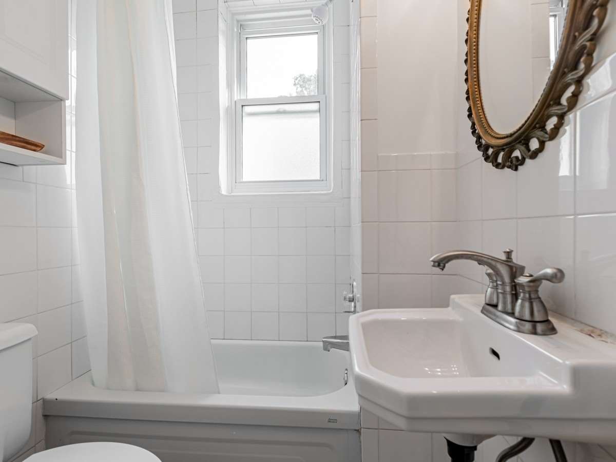 221 Ranleigh Ave, Toronto, ON M4N1X3 | 3 Bedroom 1 Bathroom Semi-Detached House | Image 19