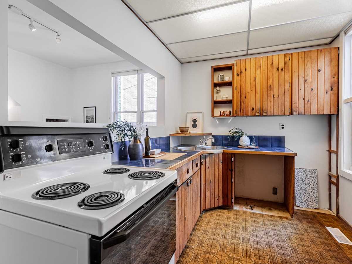 221 Ranleigh Ave, Toronto, ON M4N1X3 | 3 Bedroom 1 Bathroom Semi-Detached House | Image 9