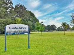 37 Castlegrove Blvd, Toronto, ON M3A1K9 | 3 Bedroom 3 Bathroom Detached House | Image 16