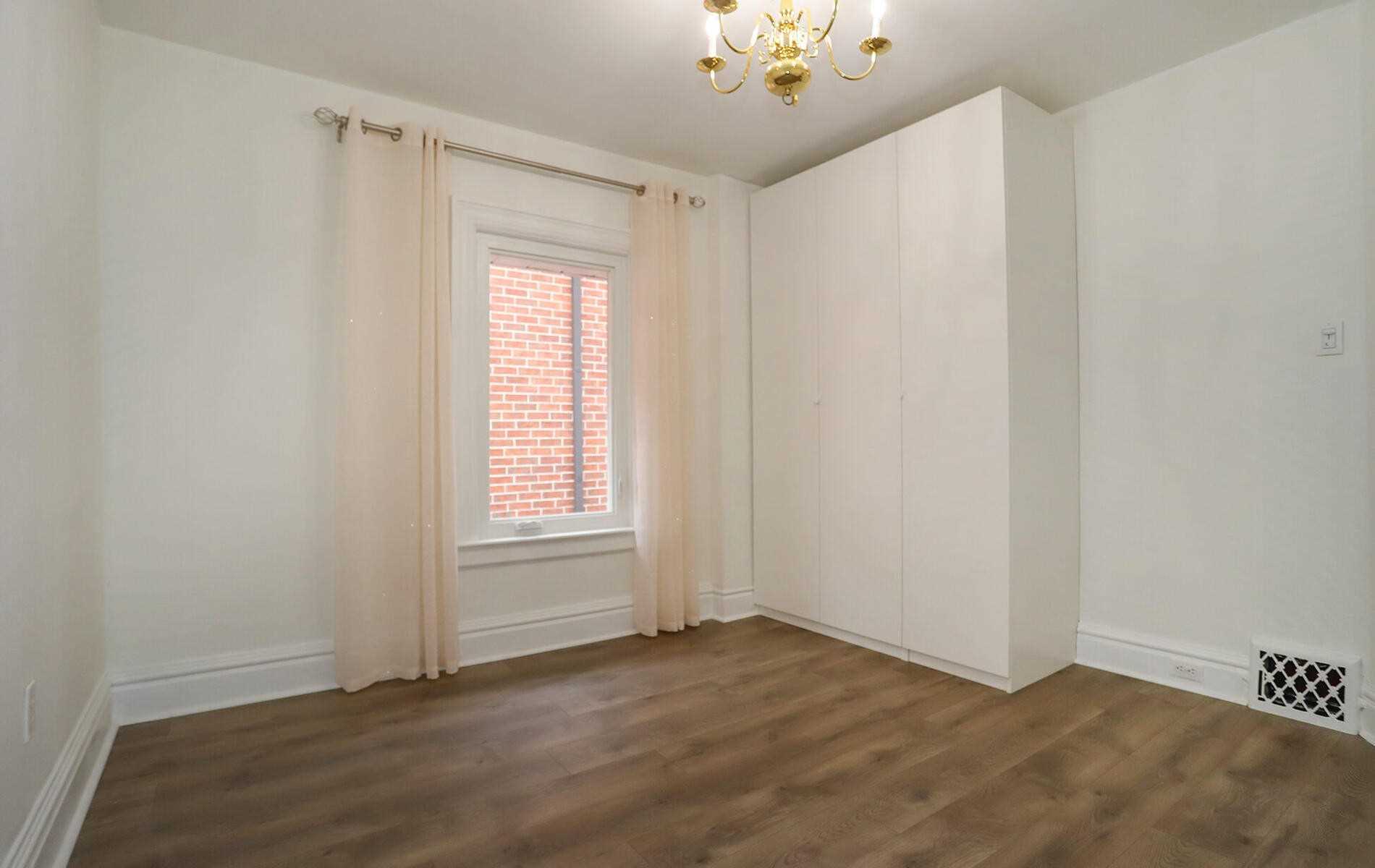 165 Hillsdale Ave E, Toronto, ON M4S1T4 | 3 Bedroom 3 Bathroom Detached House | Image 11