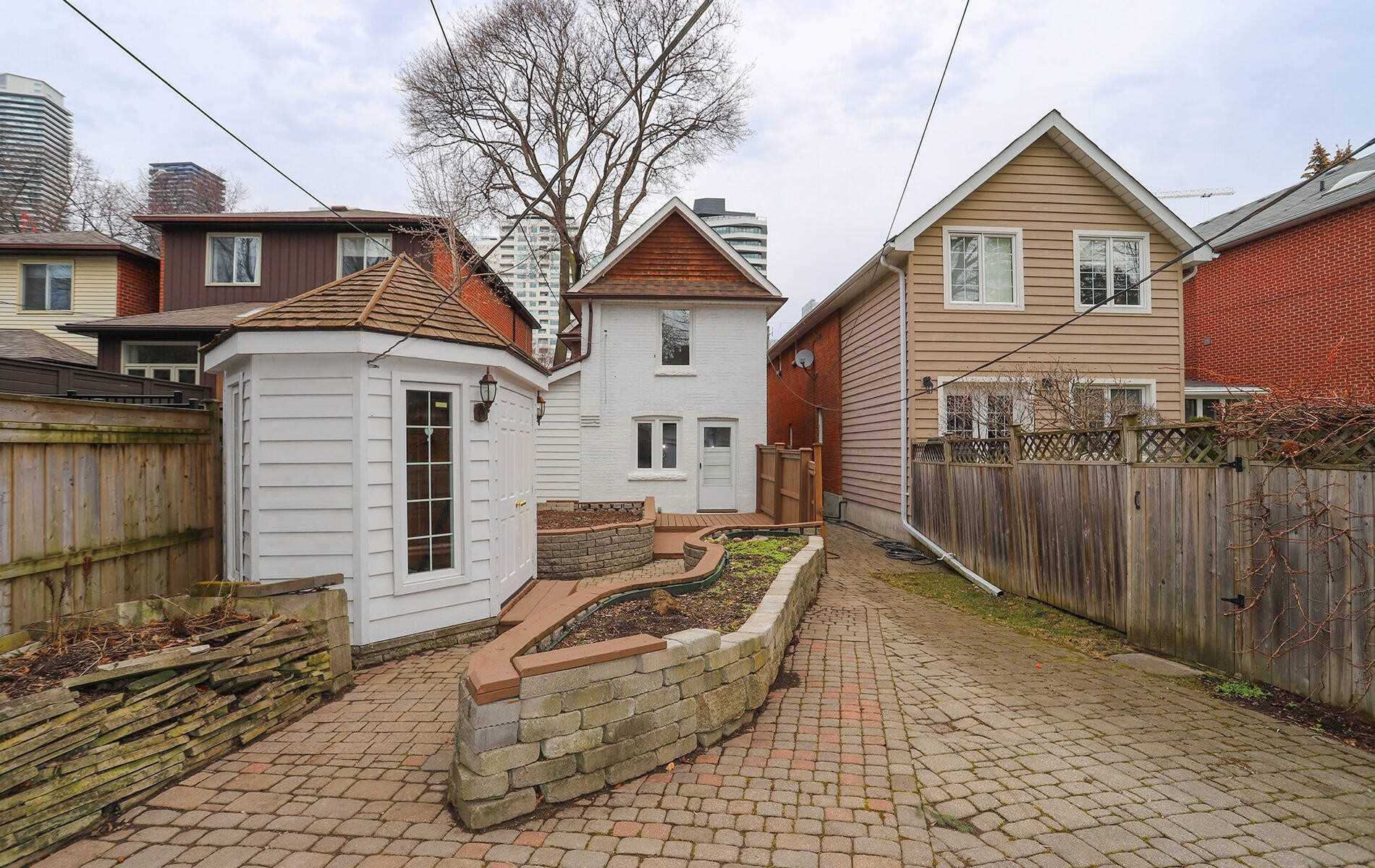 165 Hillsdale Ave E, Toronto, ON M4S1T4 | 3 Bedroom 3 Bathroom Detached House | Image 18