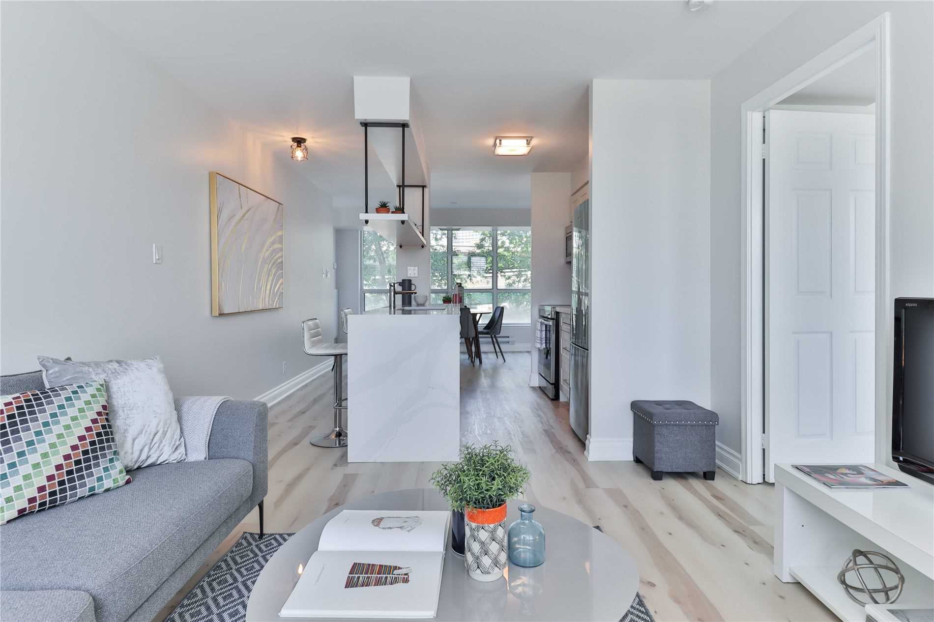 #217 - 230 Queens Quay W, Toronto, ON M5J1B5 | 2 Bedroom 2 Bathroom Condo Apt | Image 13
