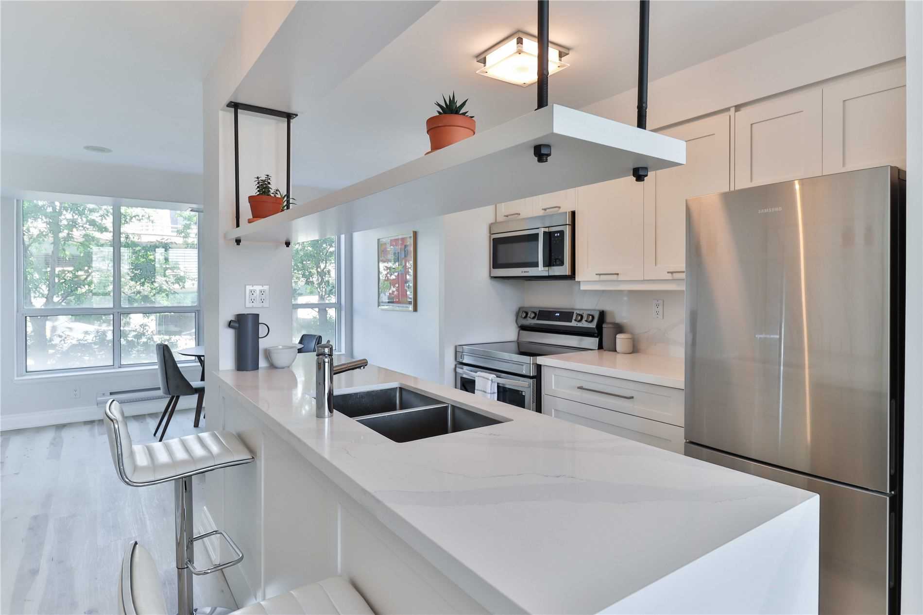 #217 - 230 Queens Quay W, Toronto, ON M5J1B5 | 2 Bedroom 2 Bathroom Condo Apt | Image 7