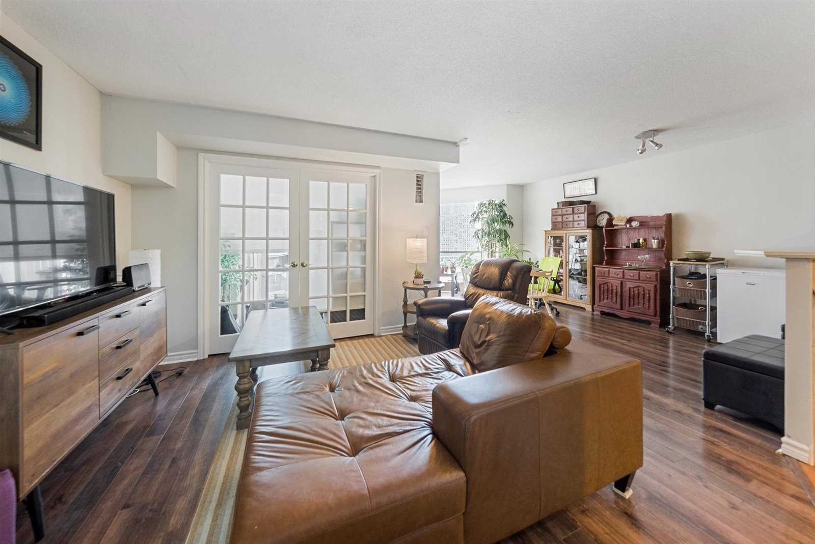 #1204 - 10 Yonge St, Toronto, ON M5E1R4 | 1 Bedroom 2 Bathroom Condo Apt | Image 10
