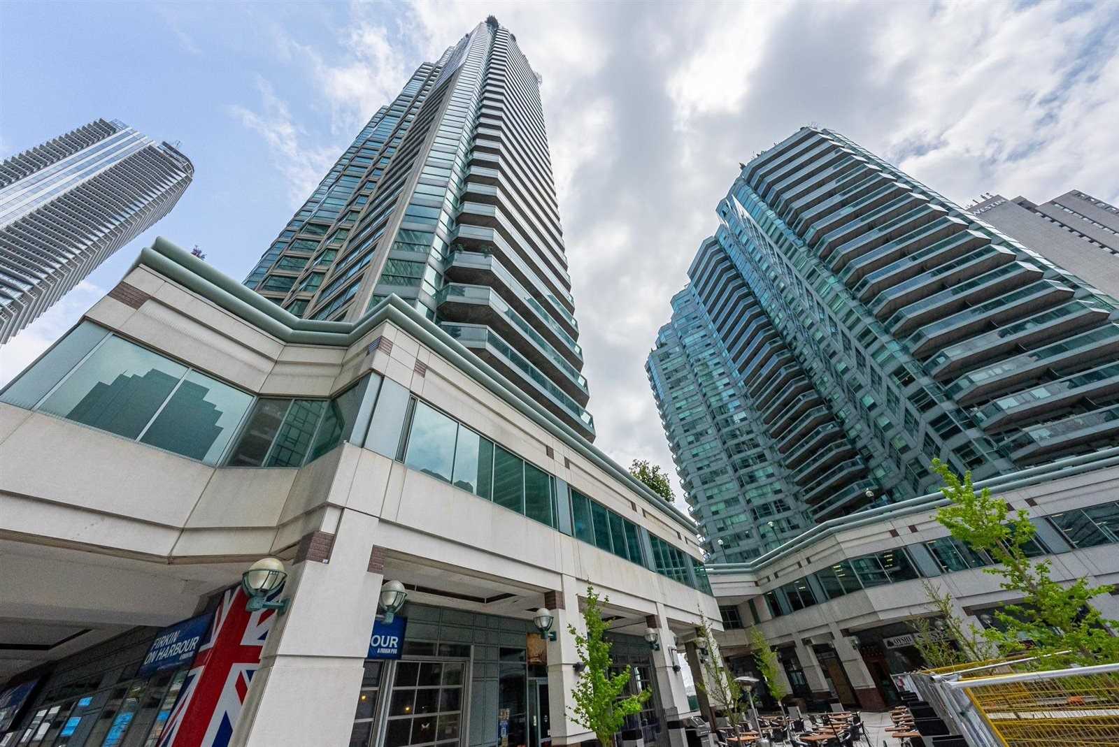 #1204 - 10 Yonge St, Toronto, ON M5E1R4 | 1 Bedroom 2 Bathroom Condo Apt | Image 29
