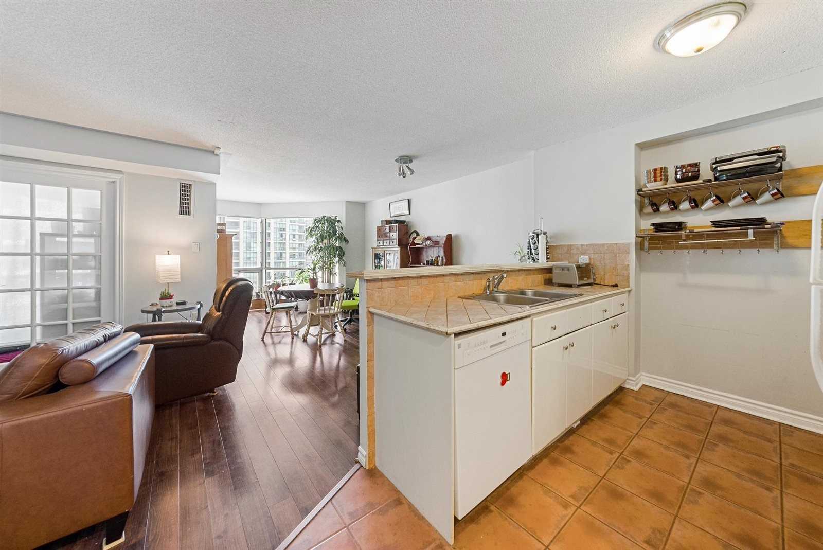 #1204 - 10 Yonge St, Toronto, ON M5E1R4 | 1 Bedroom 2 Bathroom Condo Apt | Image 6