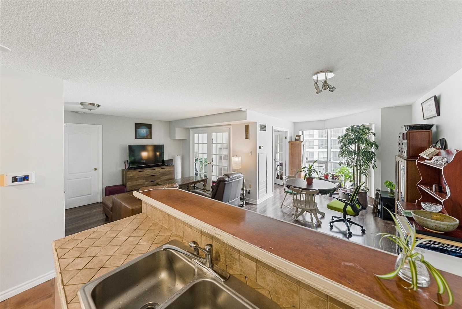 #1204 - 10 Yonge St, Toronto, ON M5E1R4 | 1 Bedroom 2 Bathroom Condo Apt | Image 8