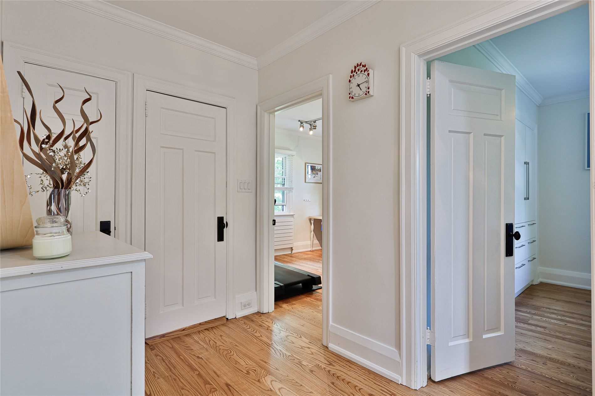 44 Servington Cres, Toronto, ON M4S2J4 | 3 Bedroom 4 Bathroom Detached House | Image 24