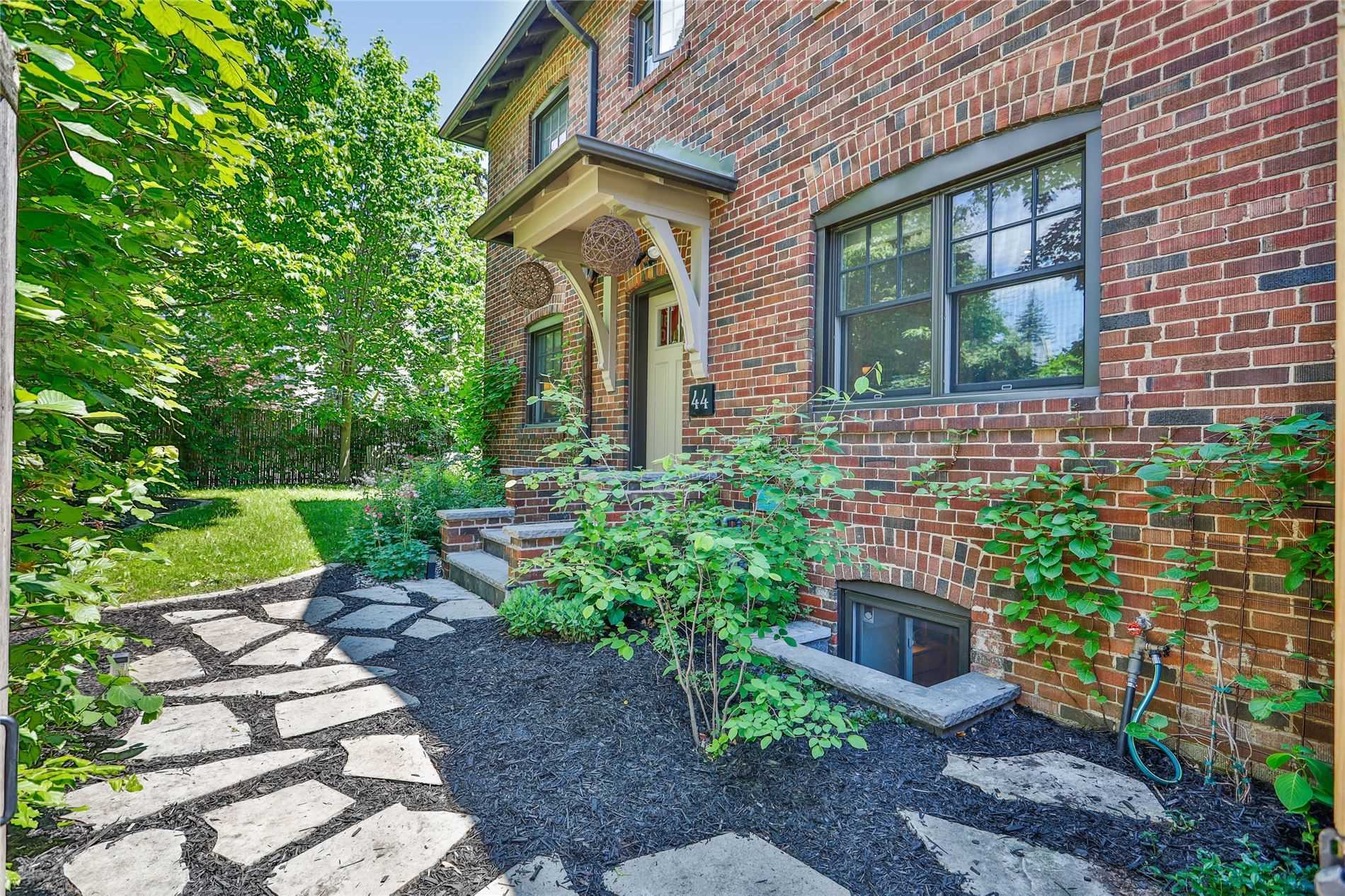 44 Servington Cres, Toronto, ON M4S2J4 | 3 Bedroom 4 Bathroom Detached House | Image 3