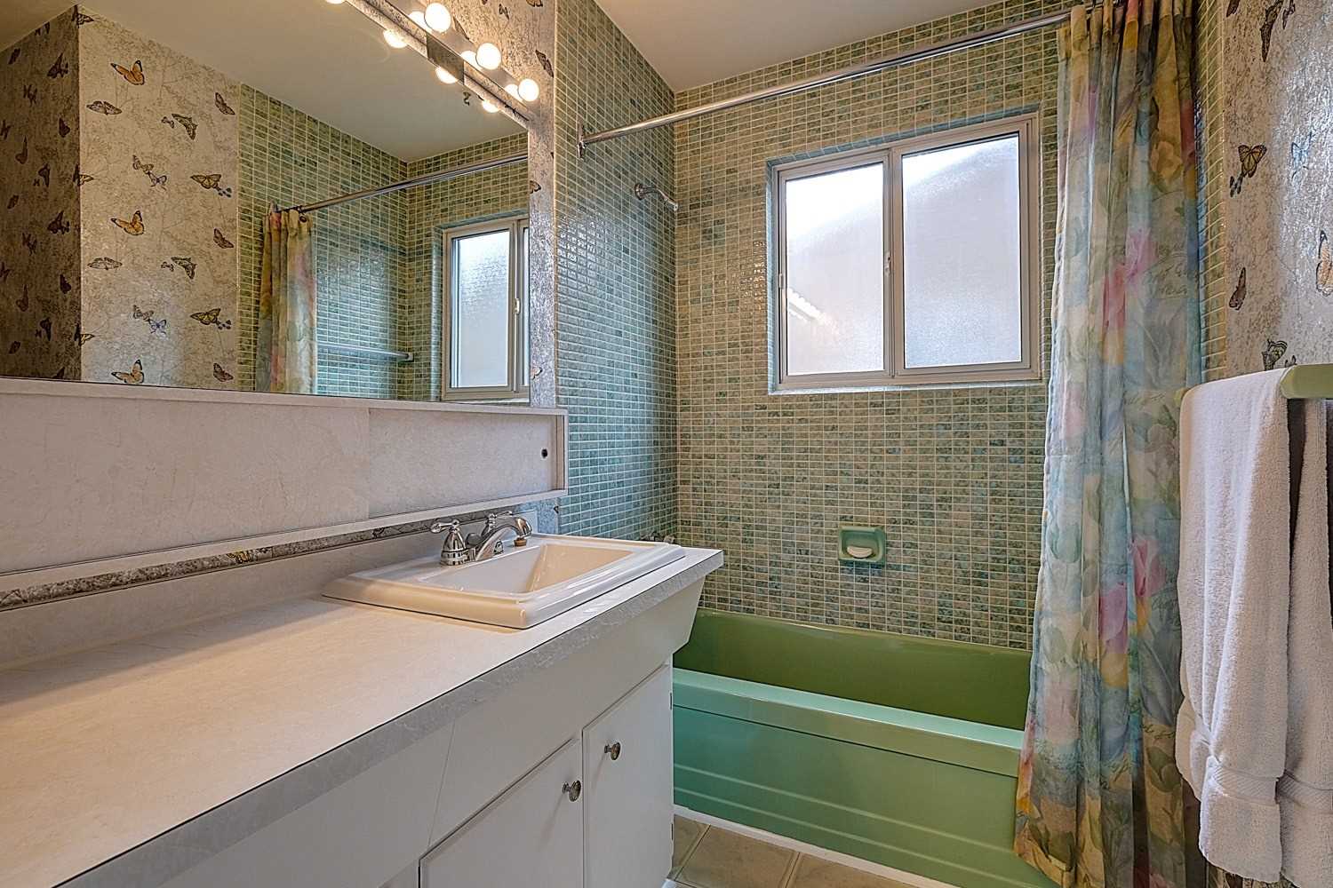 28 Ptarmigan Cres, Toronto, ON M3A1W3 | 3 Bedroom 2 Bathroom Detached House | Image 24