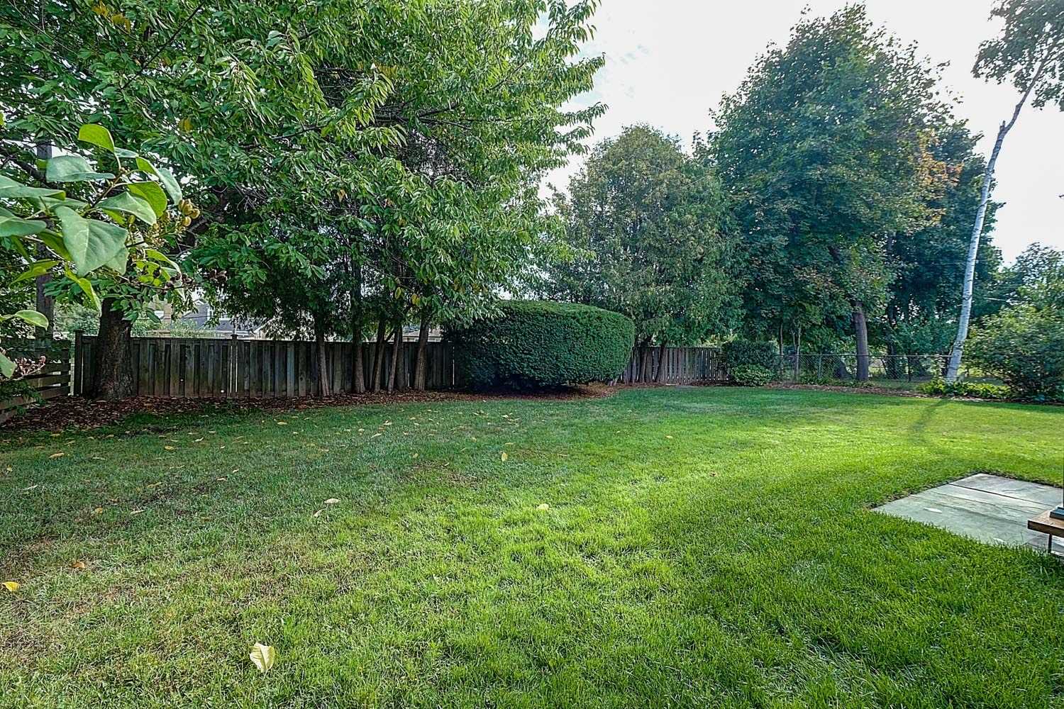 28 Ptarmigan Cres, Toronto, ON M3A1W3 | 3 Bedroom 2 Bathroom Detached House | Image 5